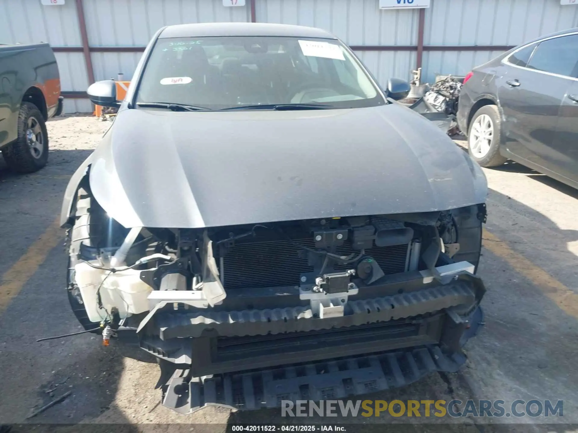 12 Photograph of a damaged car 1N4BL4BV3NN338296 NISSAN ALTIMA 2022