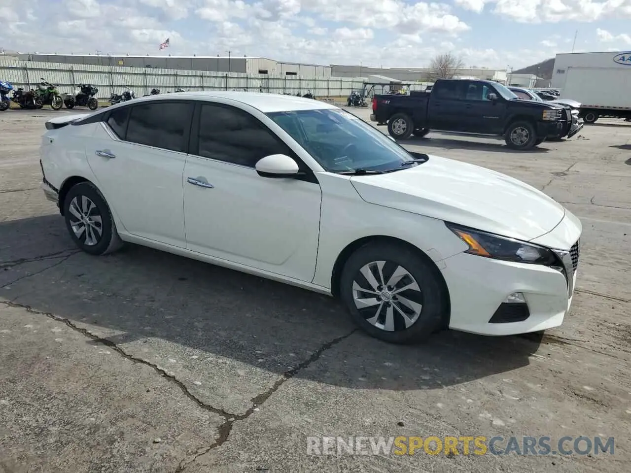 4 Photograph of a damaged car 1N4BL4BV3NN373601 NISSAN ALTIMA 2022