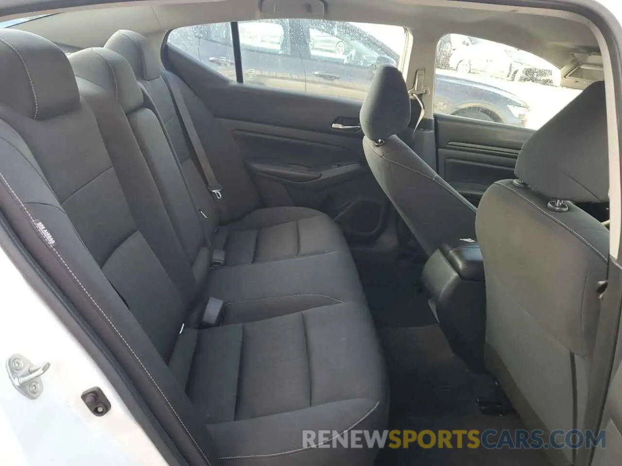 10 Photograph of a damaged car 1N4BL4BV4NN315643 NISSAN ALTIMA 2022