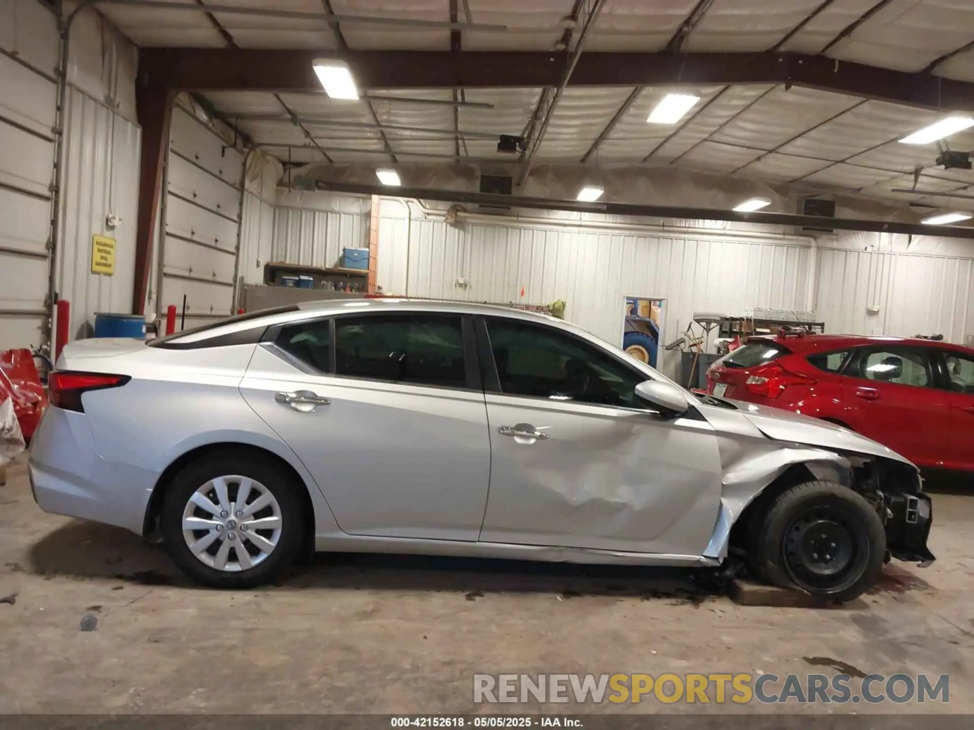 14 Photograph of a damaged car 1N4BL4BV4NN373817 NISSAN ALTIMA 2022
