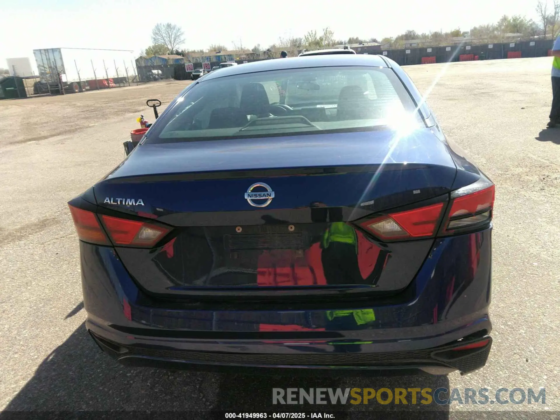 16 Photograph of a damaged car 1N4BL4BV4NN383800 NISSAN ALTIMA 2022