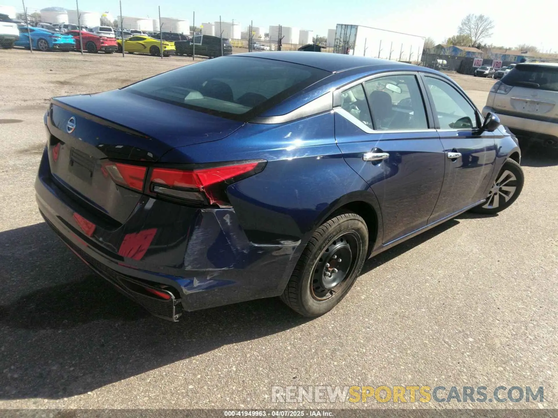 4 Photograph of a damaged car 1N4BL4BV4NN383800 NISSAN ALTIMA 2022