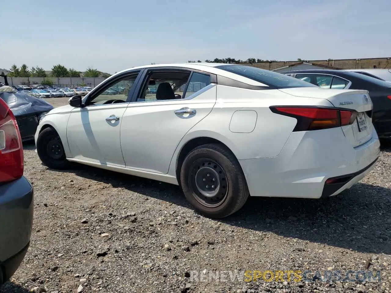 2 Photograph of a damaged car 1N4BL4BV5NN324741 NISSAN ALTIMA 2022