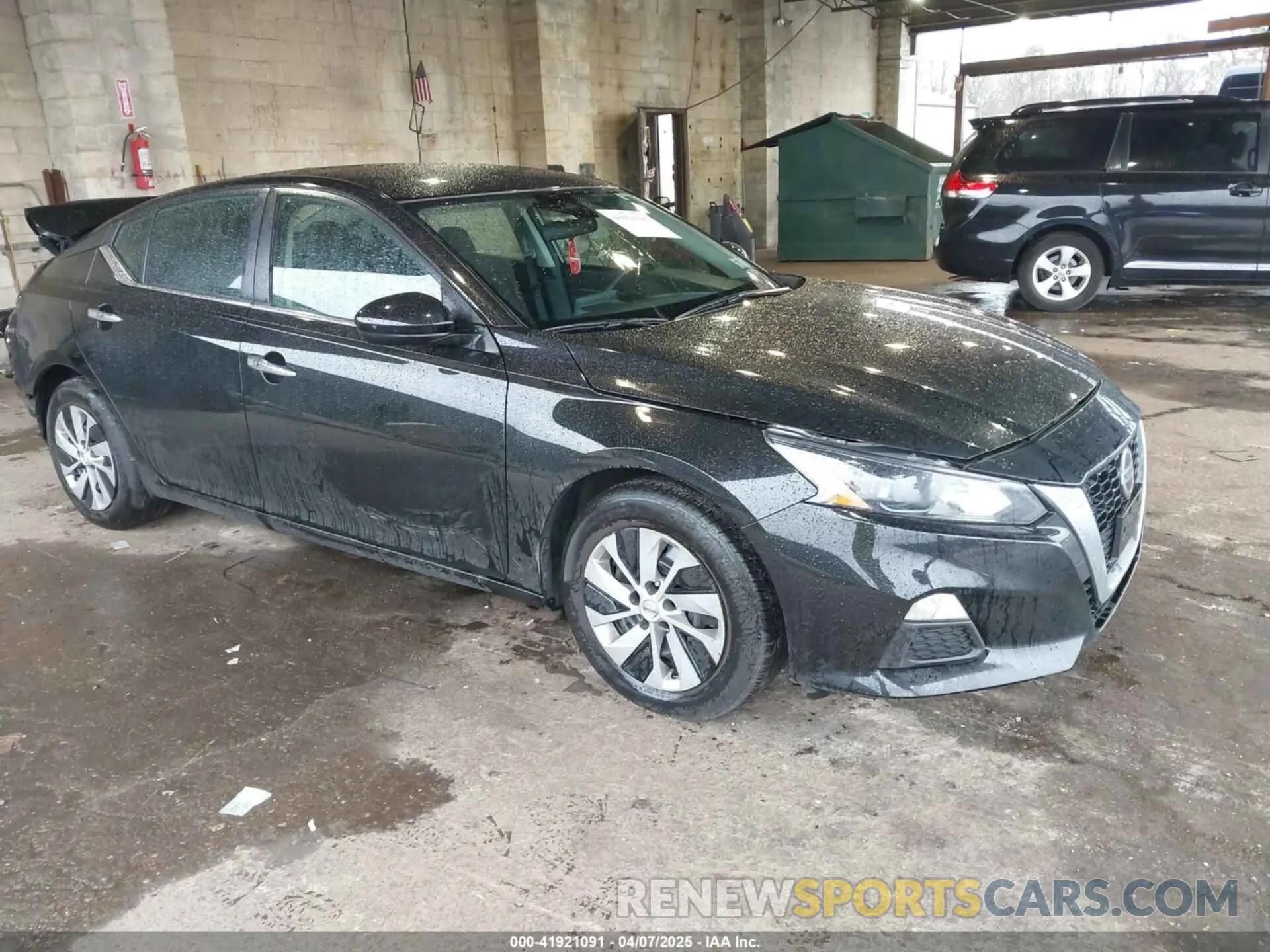 1 Photograph of a damaged car 1N4BL4BV5NN333360 NISSAN ALTIMA 2022