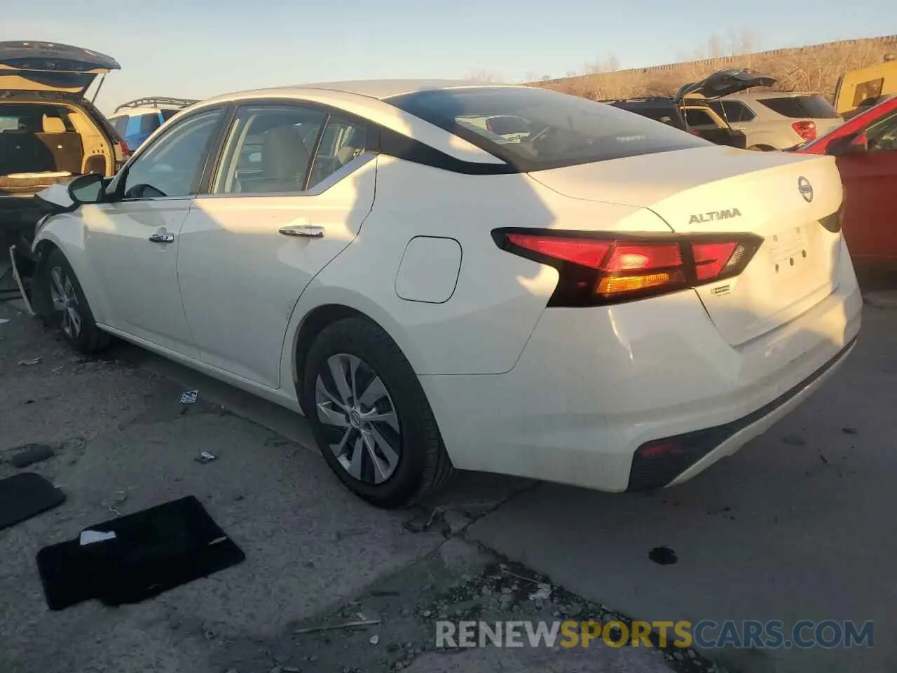 2 Photograph of a damaged car 1N4BL4BV6NN322559 NISSAN ALTIMA 2022