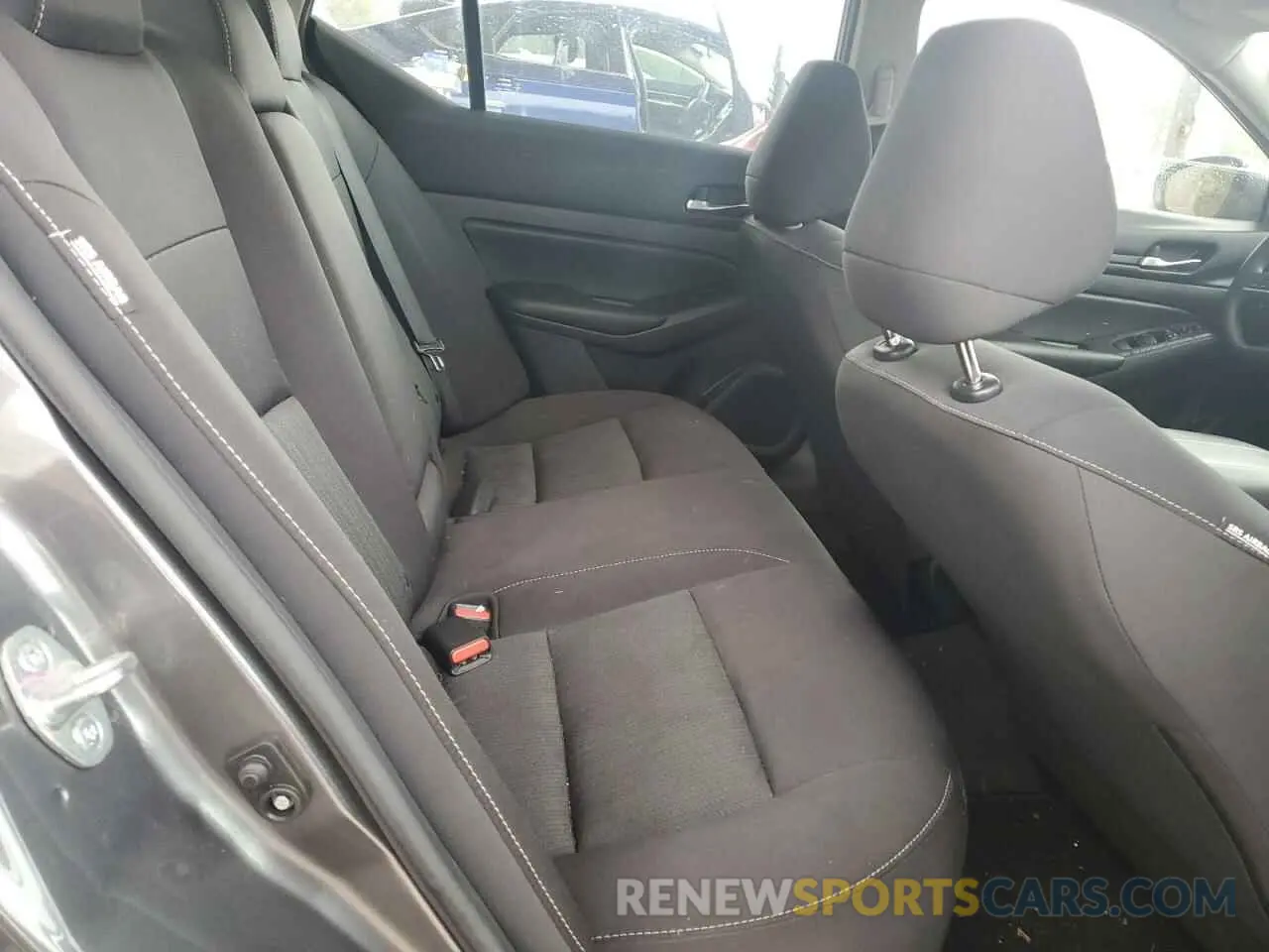 10 Photograph of a damaged car 1N4BL4BV6NN347008 NISSAN ALTIMA 2022