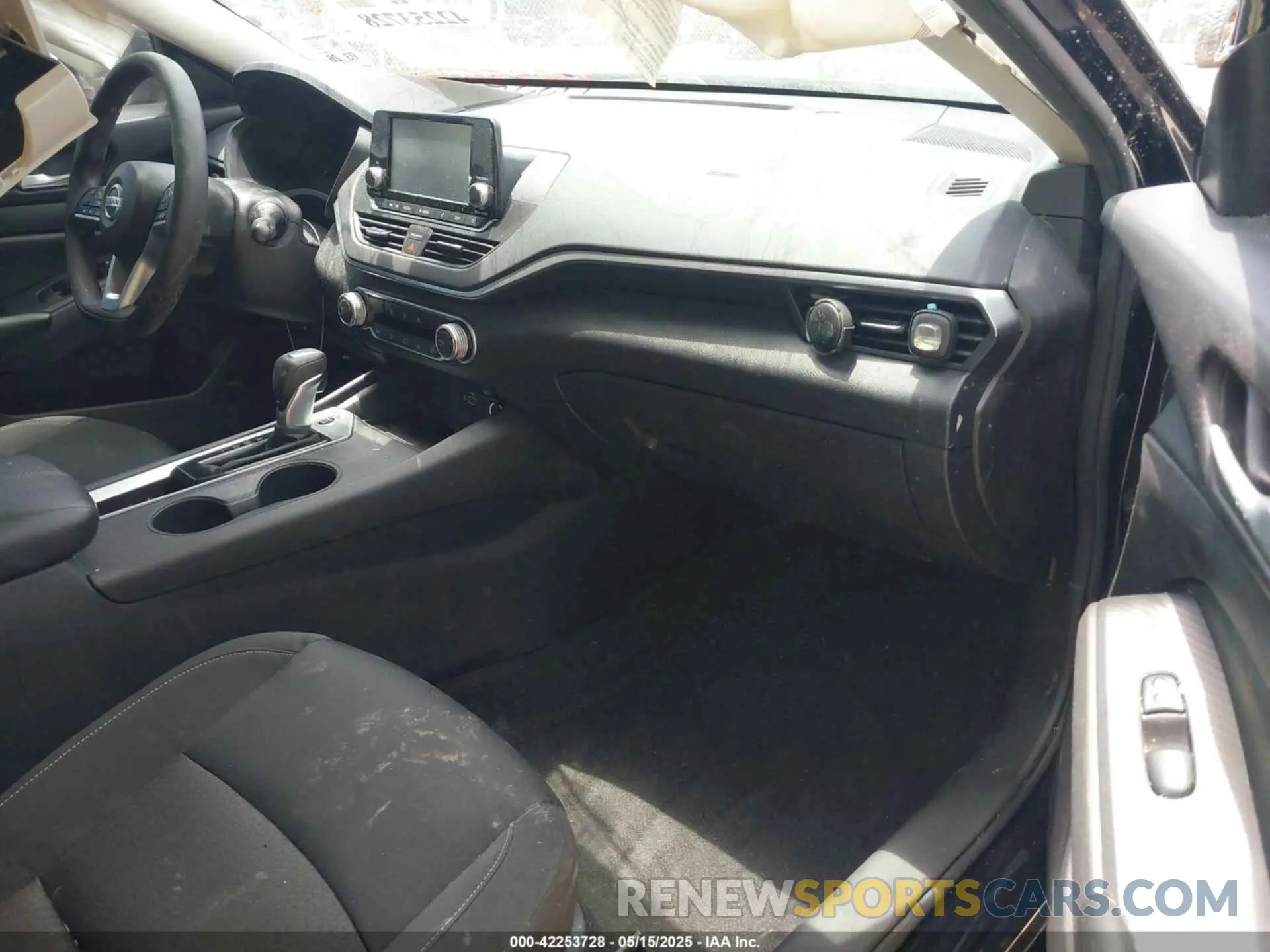 5 Photograph of a damaged car 1N4BL4BV8NN314852 NISSAN ALTIMA 2022