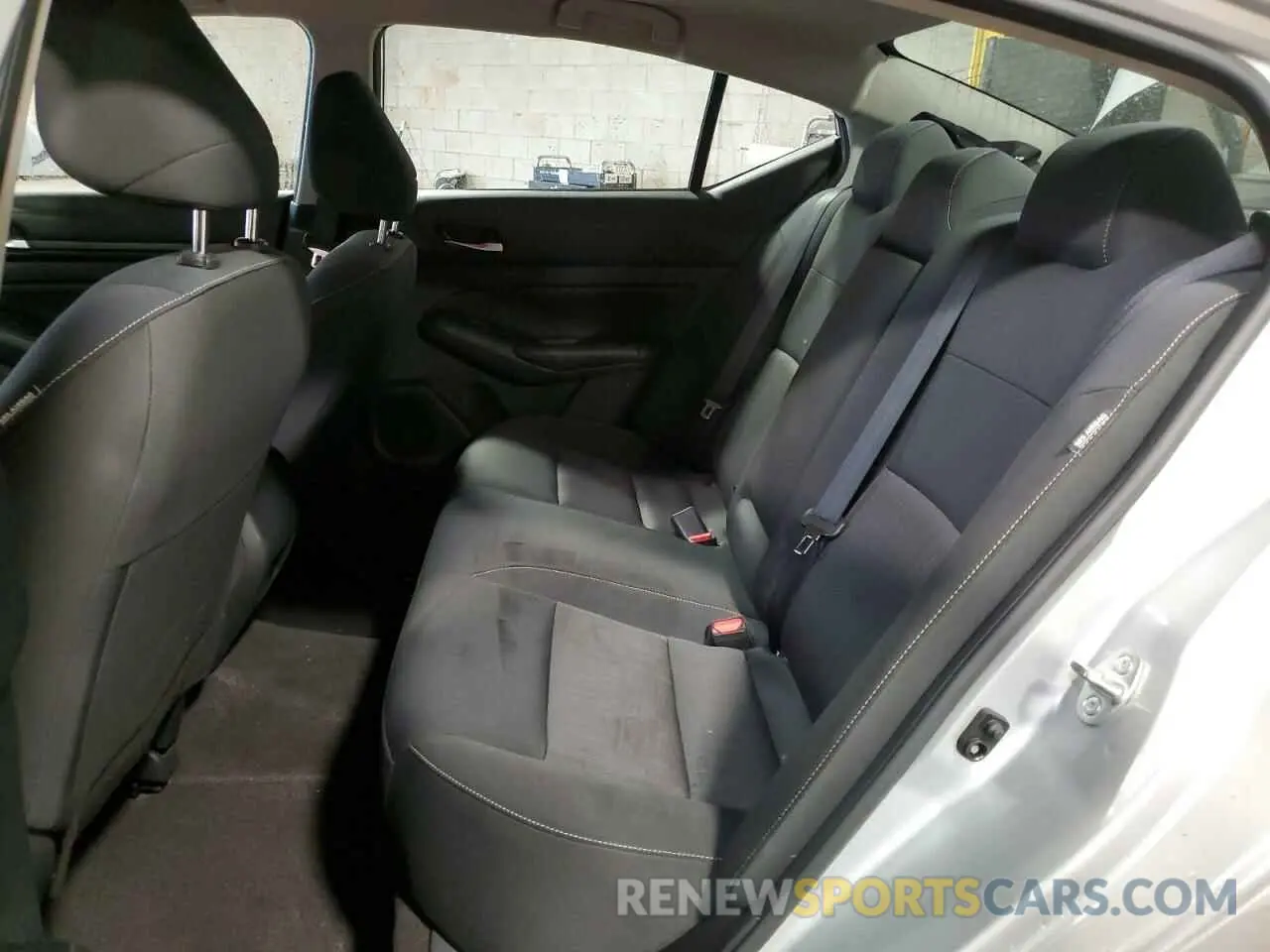 10 Photograph of a damaged car 1N4BL4BV8NN318920 NISSAN ALTIMA 2022
