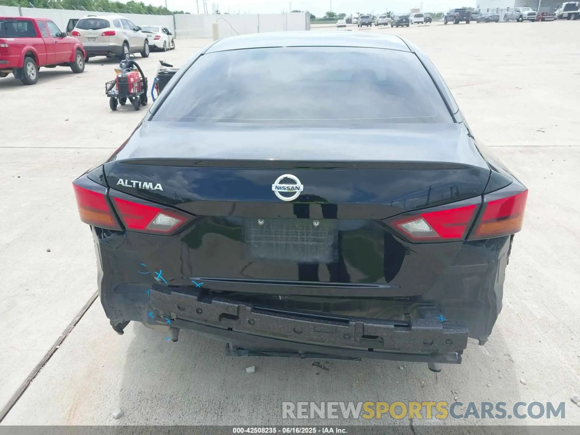 15 Photograph of a damaged car 1N4BL4BV8NN404969 NISSAN ALTIMA 2022