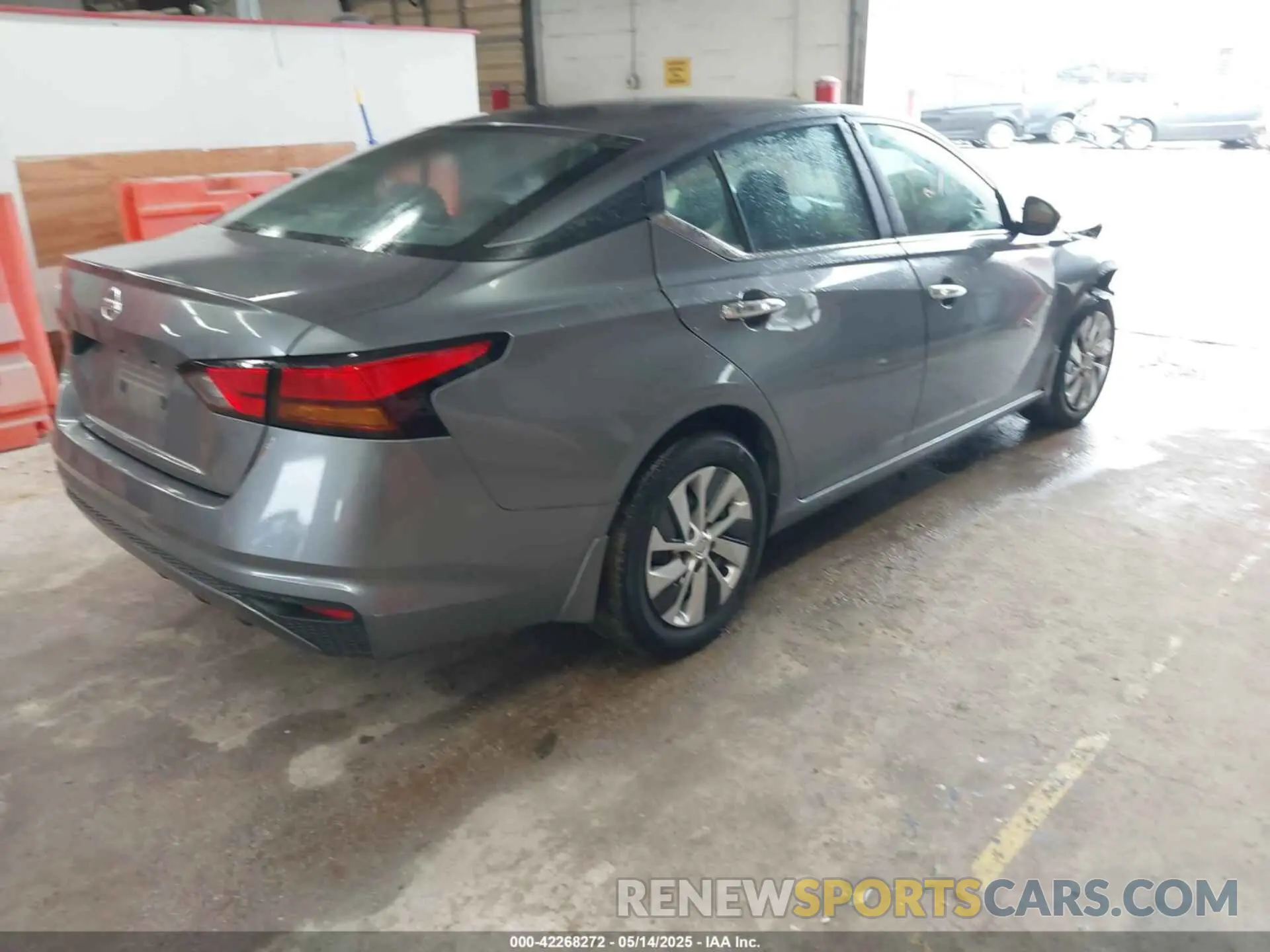 4 Photograph of a damaged car 1N4BL4BV8NN422405 NISSAN ALTIMA 2022
