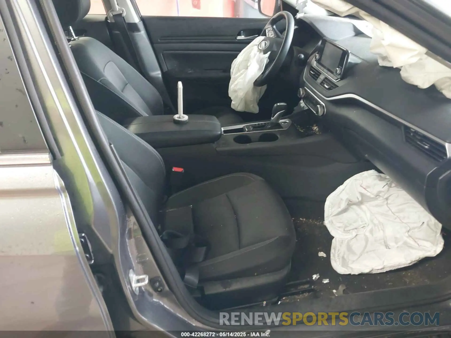 5 Photograph of a damaged car 1N4BL4BV8NN422405 NISSAN ALTIMA 2022