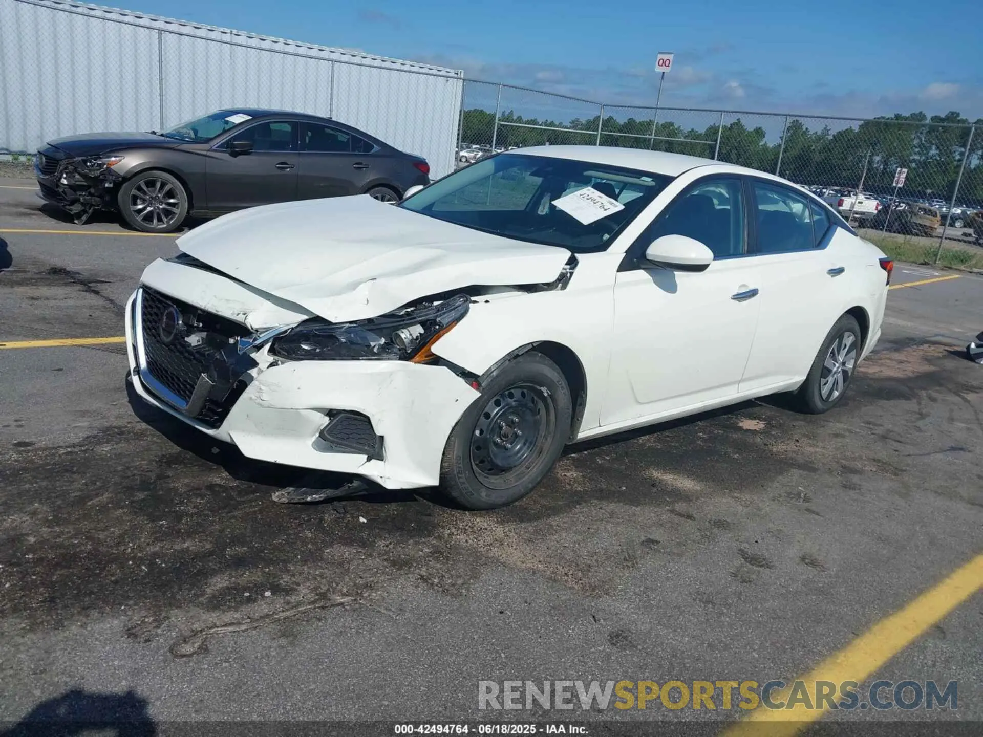 2 Photograph of a damaged car 1N4BL4BV9NN355121 NISSAN ALTIMA 2022