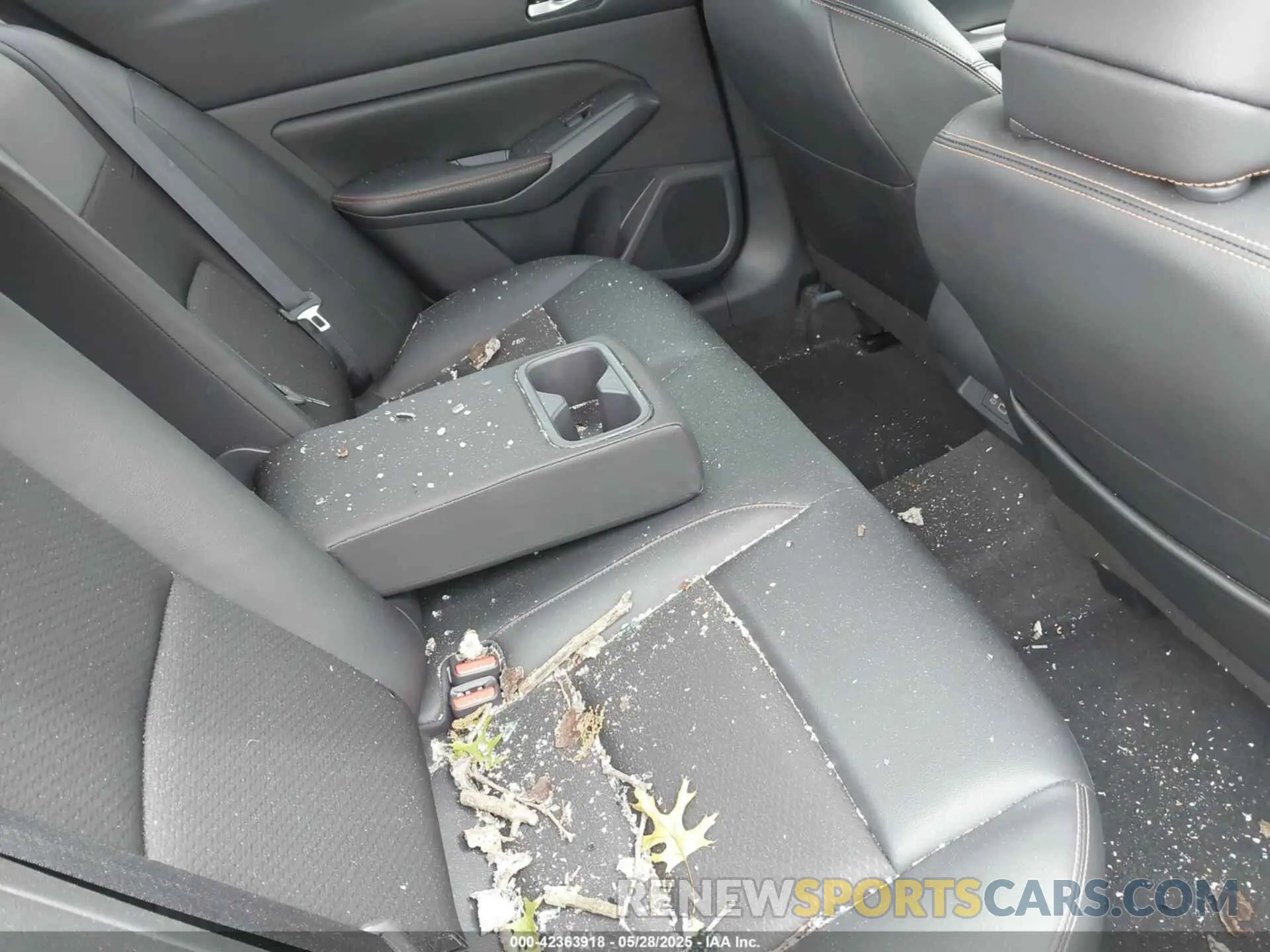 8 Photograph of a damaged car 1N4BL4CV0NN301026 NISSAN ALTIMA 2022
