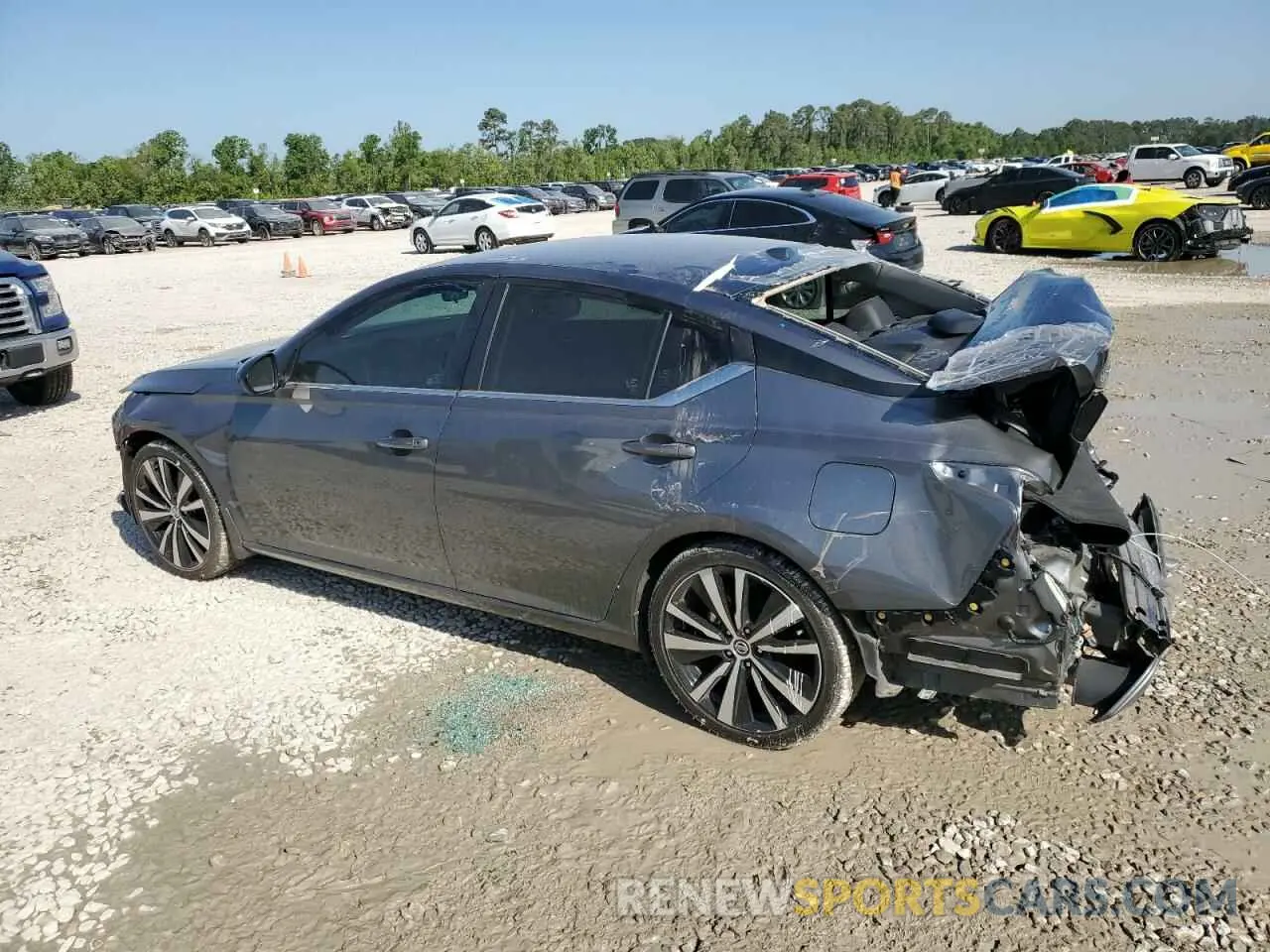 2 Photograph of a damaged car 1N4BL4CV0NN327576 NISSAN ALTIMA 2022