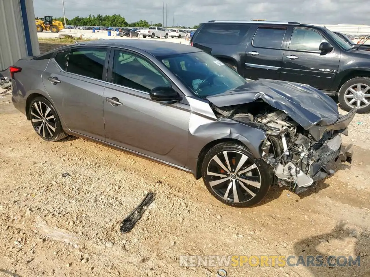 4 Photograph of a damaged car 1N4BL4CV0NN338951 NISSAN ALTIMA 2022