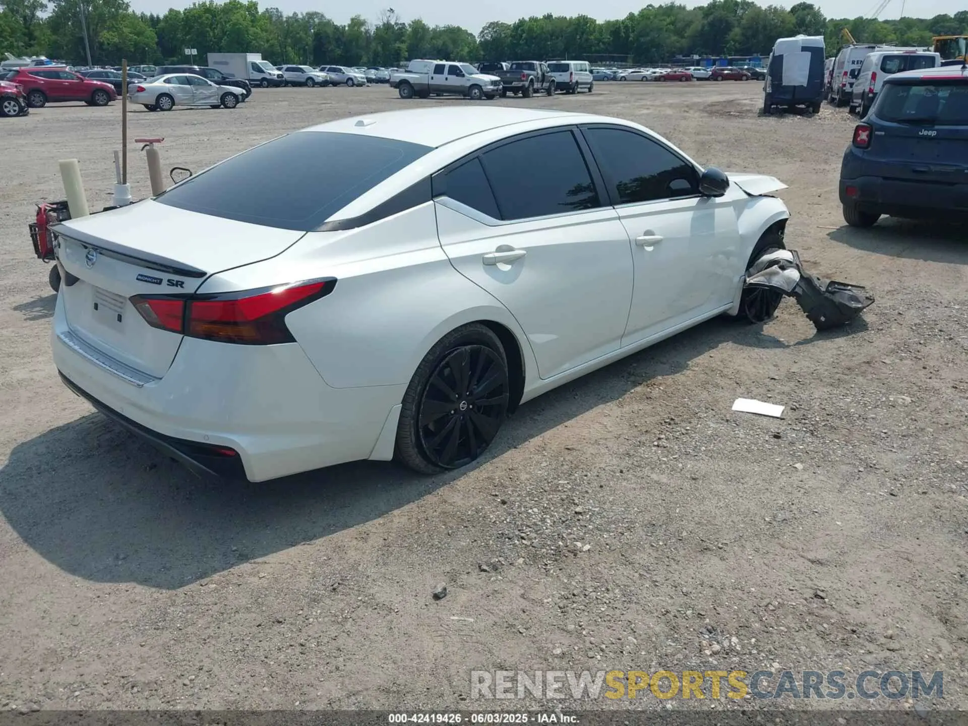 4 Photograph of a damaged car 1N4BL4CV0NN382576 NISSAN ALTIMA 2022