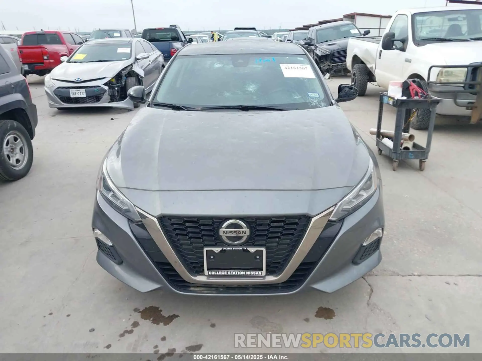 12 Photograph of a damaged car 1N4BL4CV0NN386112 NISSAN ALTIMA 2022
