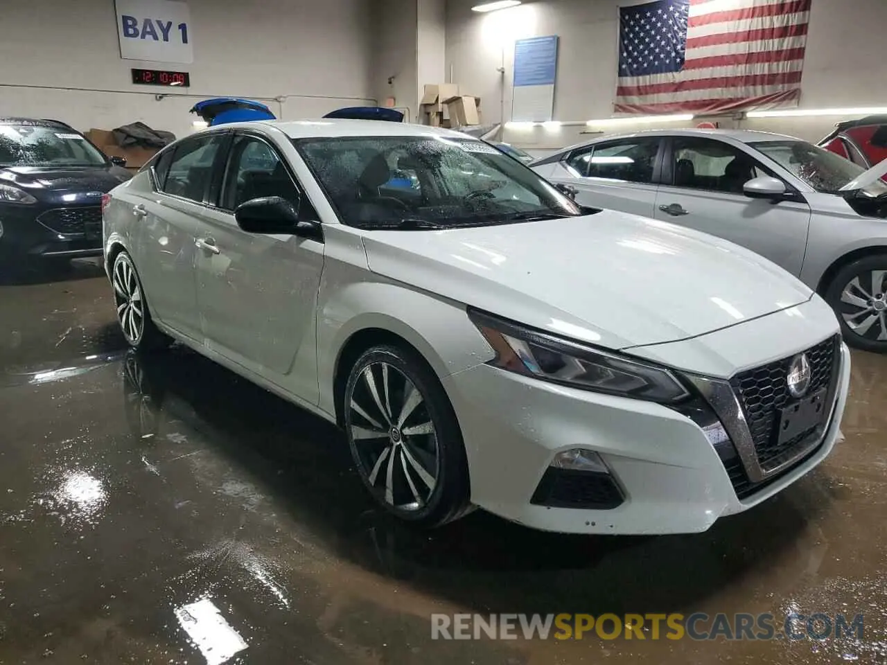 4 Photograph of a damaged car 1N4BL4CV0NN386692 NISSAN ALTIMA 2022