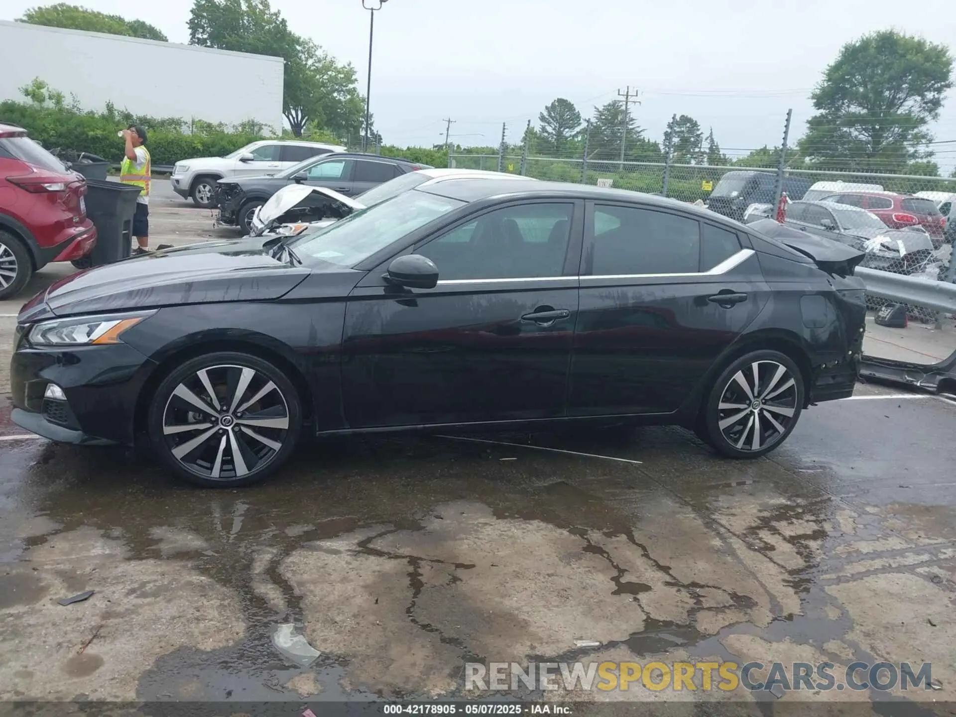 14 Photograph of a damaged car 1N4BL4CV0NN406553 NISSAN ALTIMA 2022