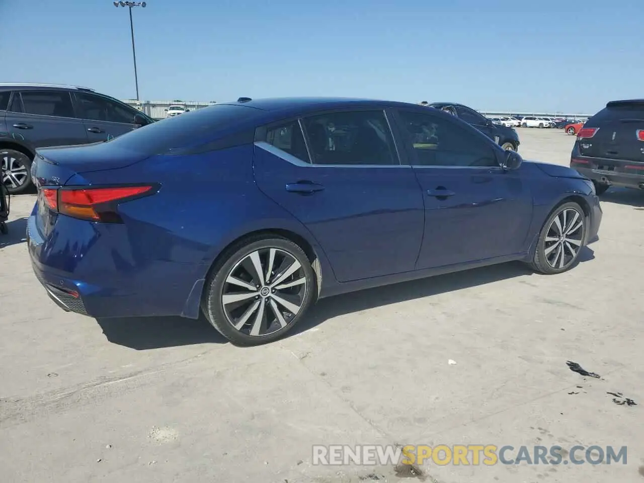 3 Photograph of a damaged car 1N4BL4CV0NN409047 NISSAN ALTIMA 2022