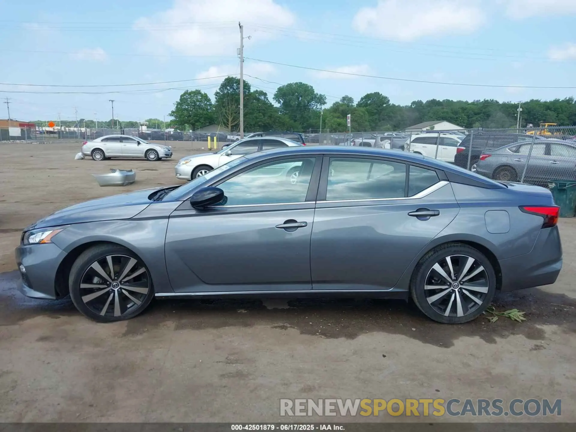 15 Photograph of a damaged car 1N4BL4CV1NN306025 NISSAN ALTIMA 2022