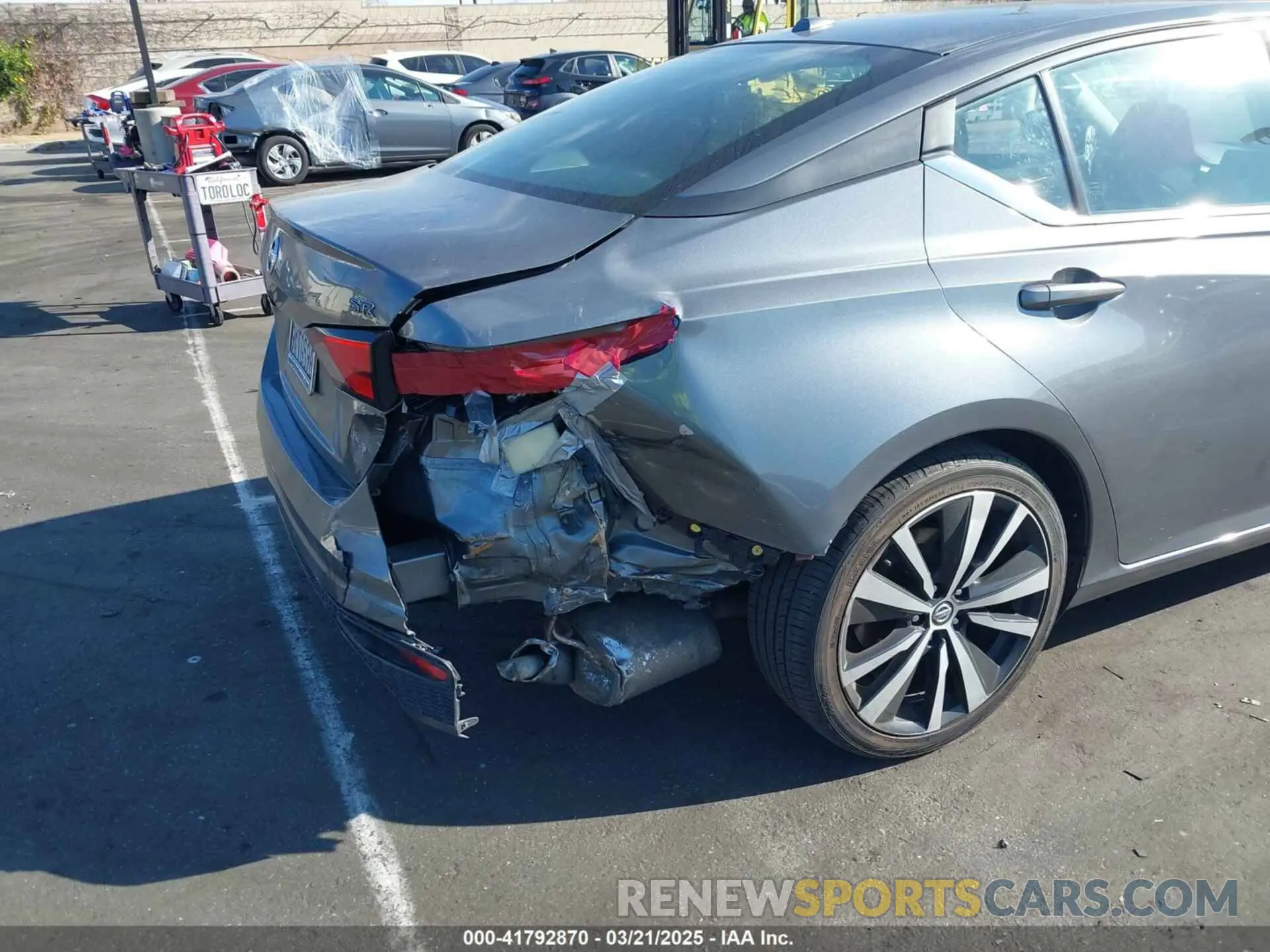6 Photograph of a damaged car 1N4BL4CV1NN346699 NISSAN ALTIMA 2022
