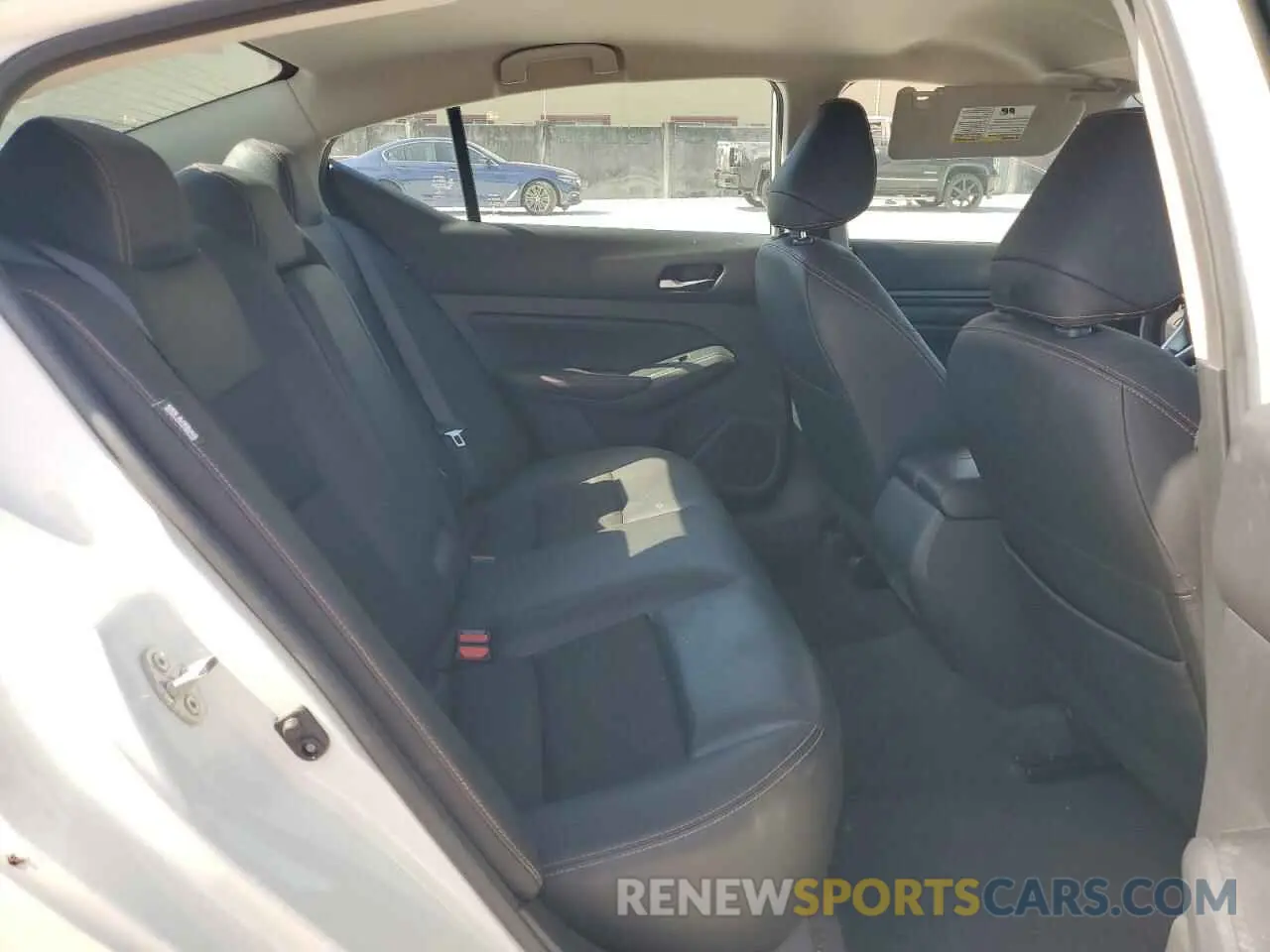 10 Photograph of a damaged car 1N4BL4CV1NN348906 NISSAN ALTIMA 2022