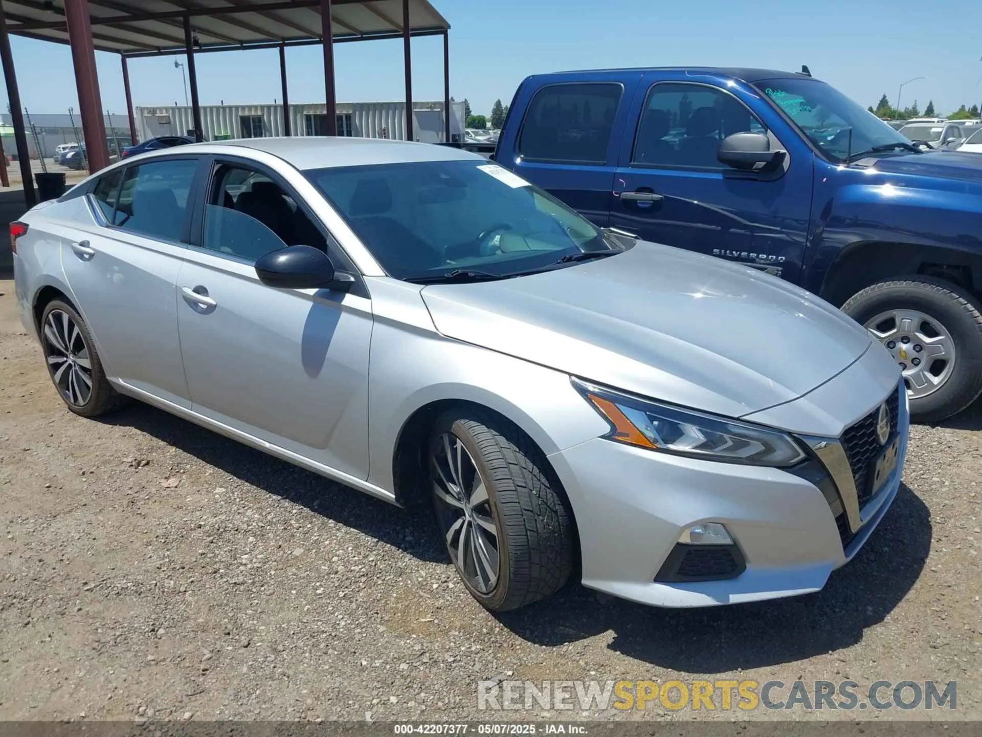 1 Photograph of a damaged car 1N4BL4CV1NN352180 NISSAN ALTIMA 2022