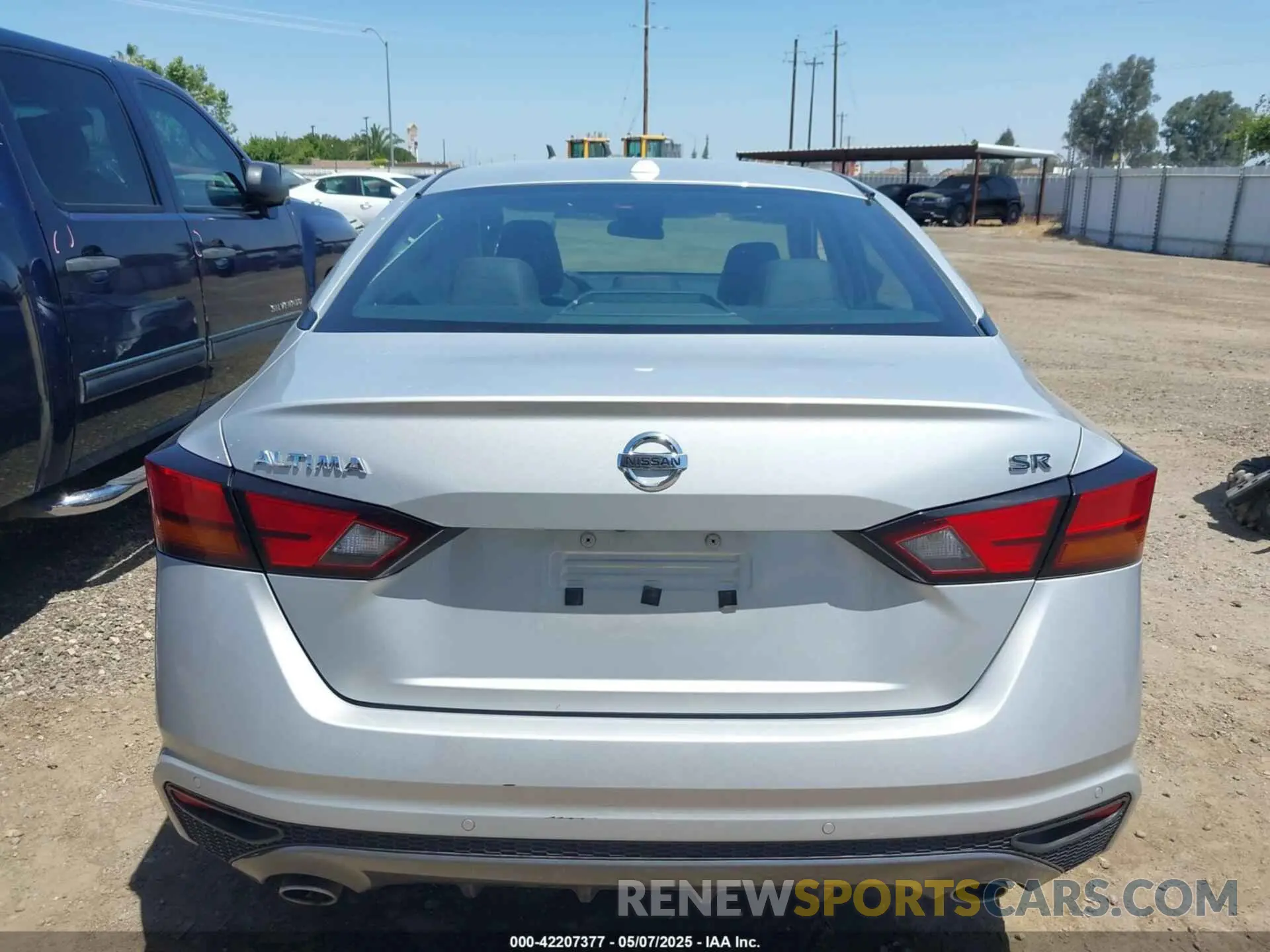 16 Photograph of a damaged car 1N4BL4CV1NN352180 NISSAN ALTIMA 2022