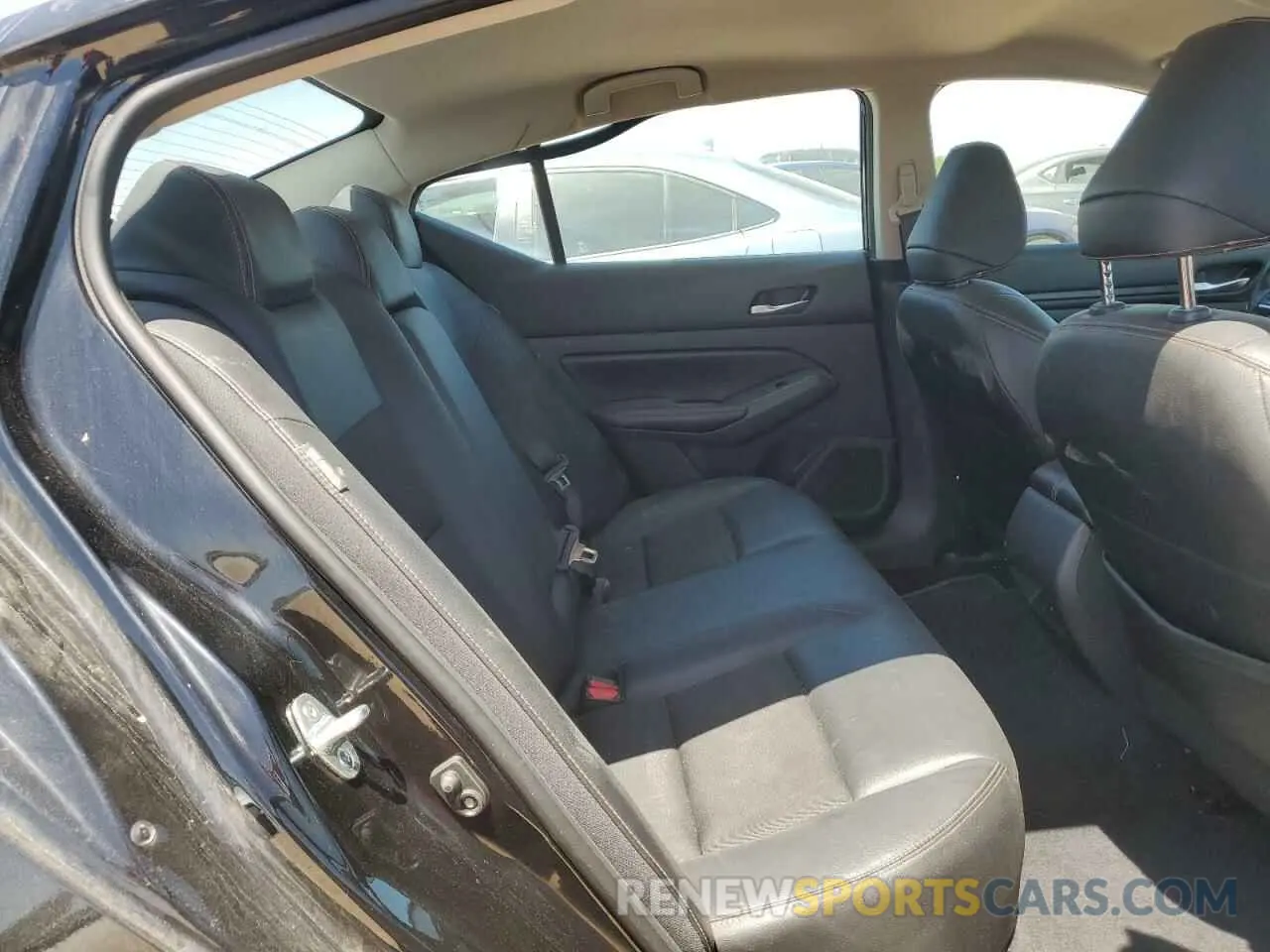 10 Photograph of a damaged car 1N4BL4CV1NN392341 NISSAN ALTIMA 2022
