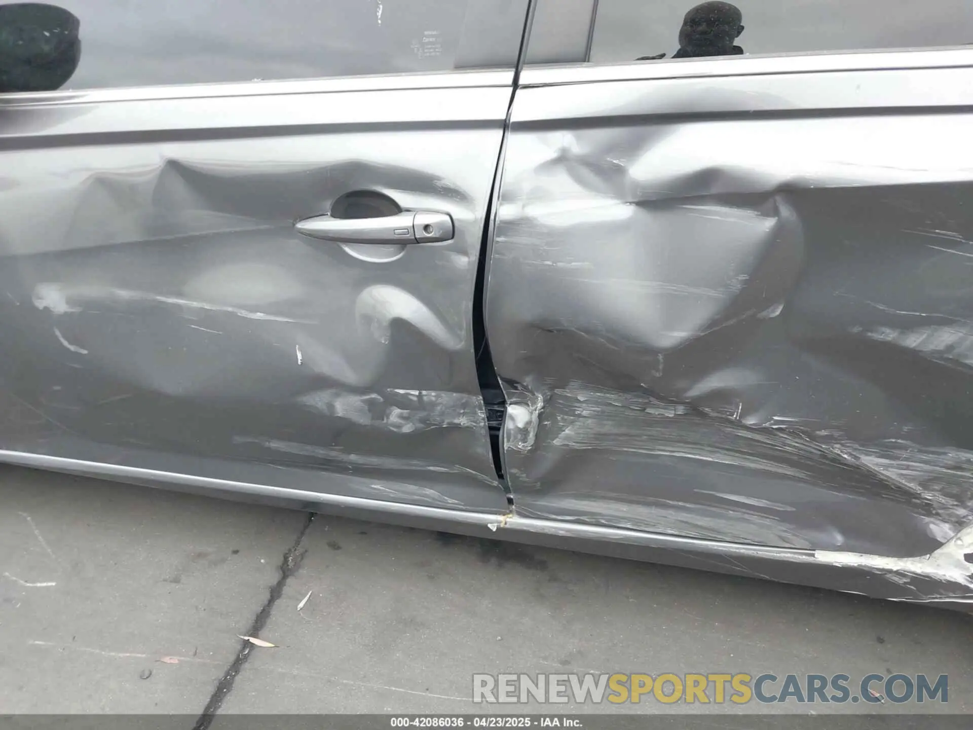 17 Photograph of a damaged car 1N4BL4CV1NN412121 NISSAN ALTIMA 2022