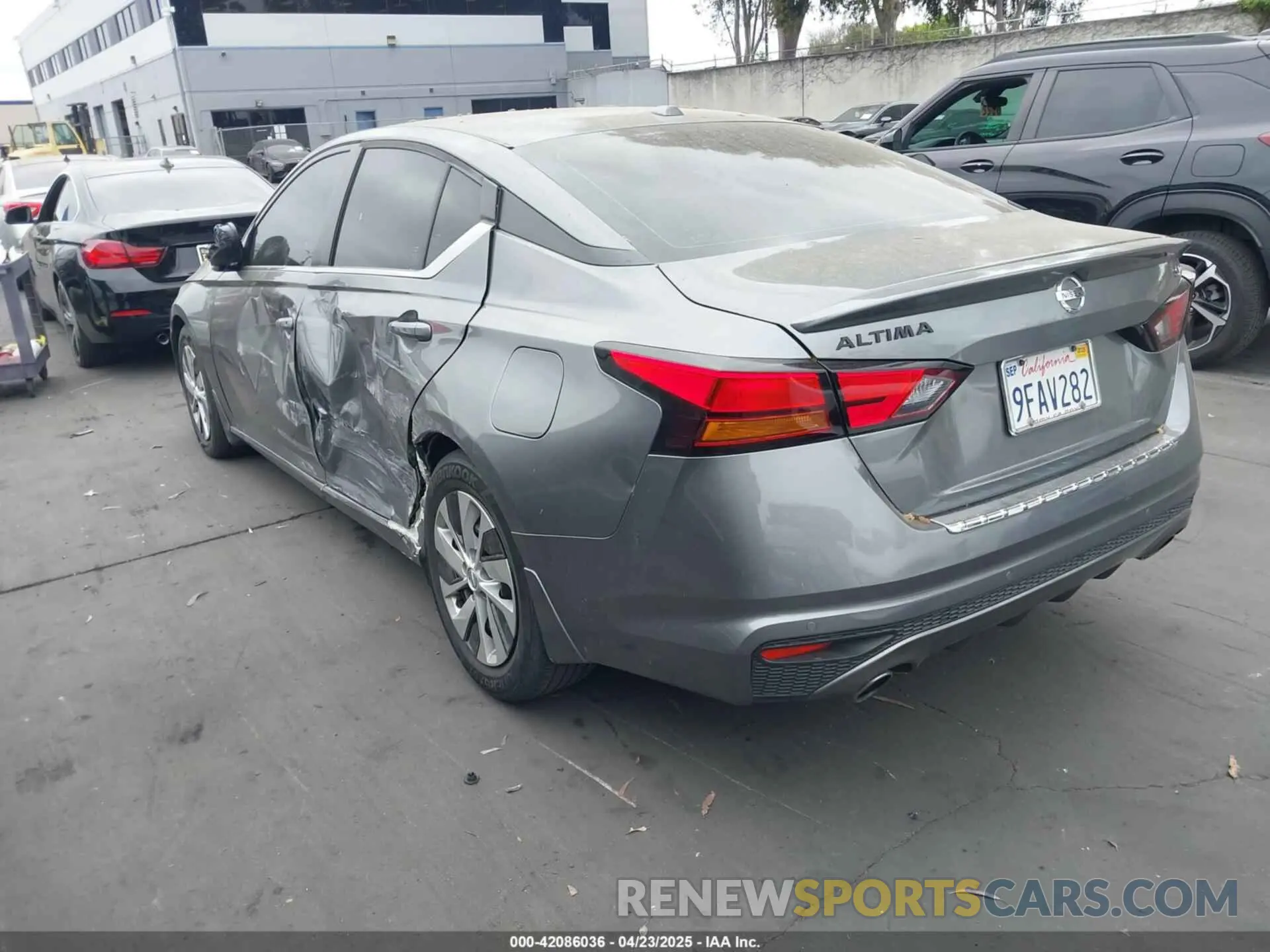3 Photograph of a damaged car 1N4BL4CV1NN412121 NISSAN ALTIMA 2022