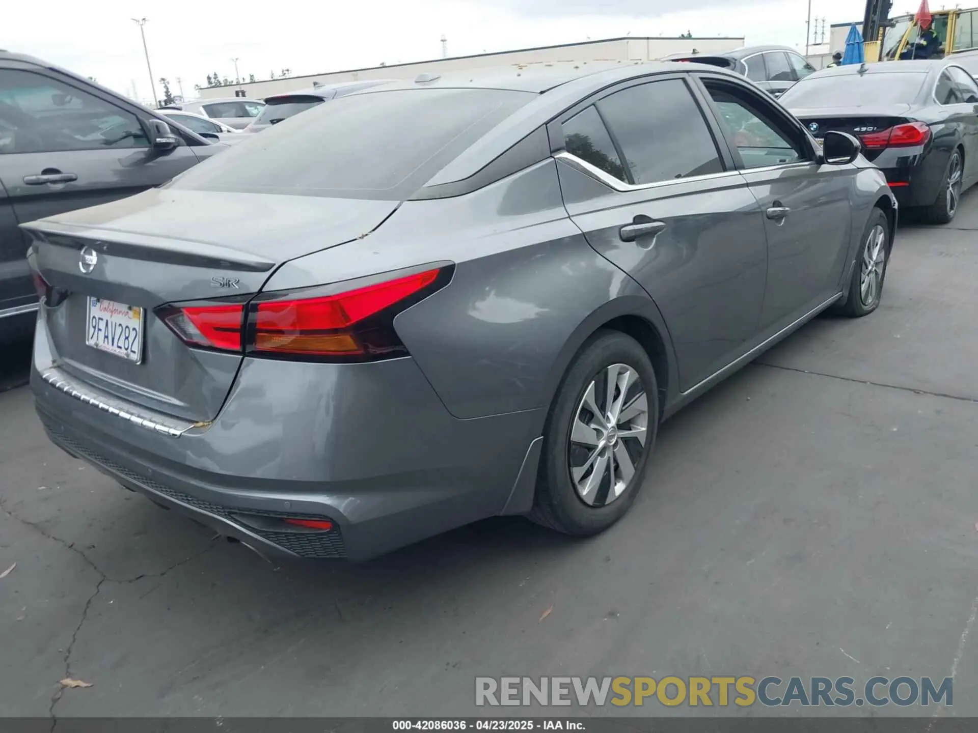 4 Photograph of a damaged car 1N4BL4CV1NN412121 NISSAN ALTIMA 2022
