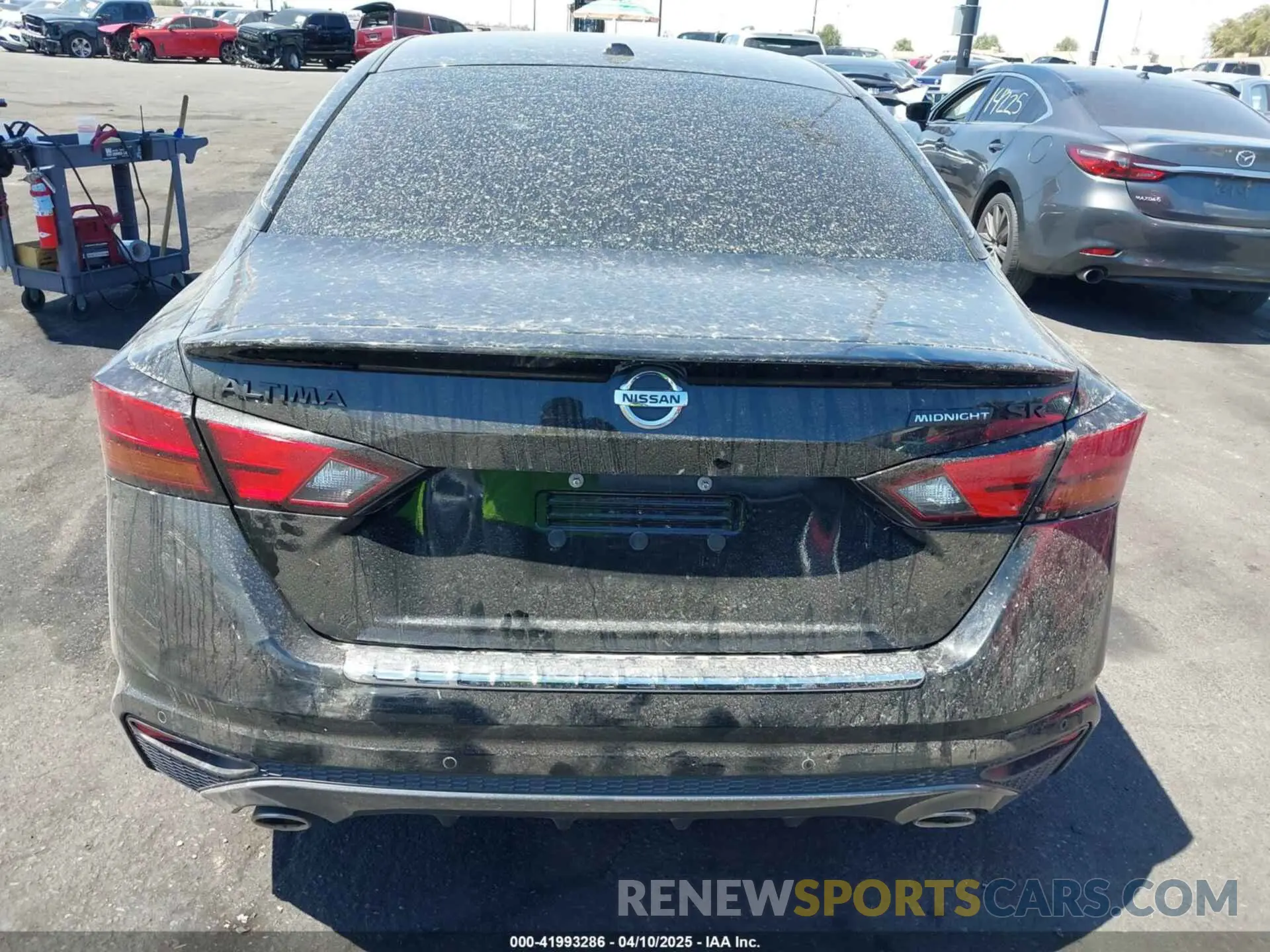 17 Photograph of a damaged car 1N4BL4CV2NN307846 NISSAN ALTIMA 2022