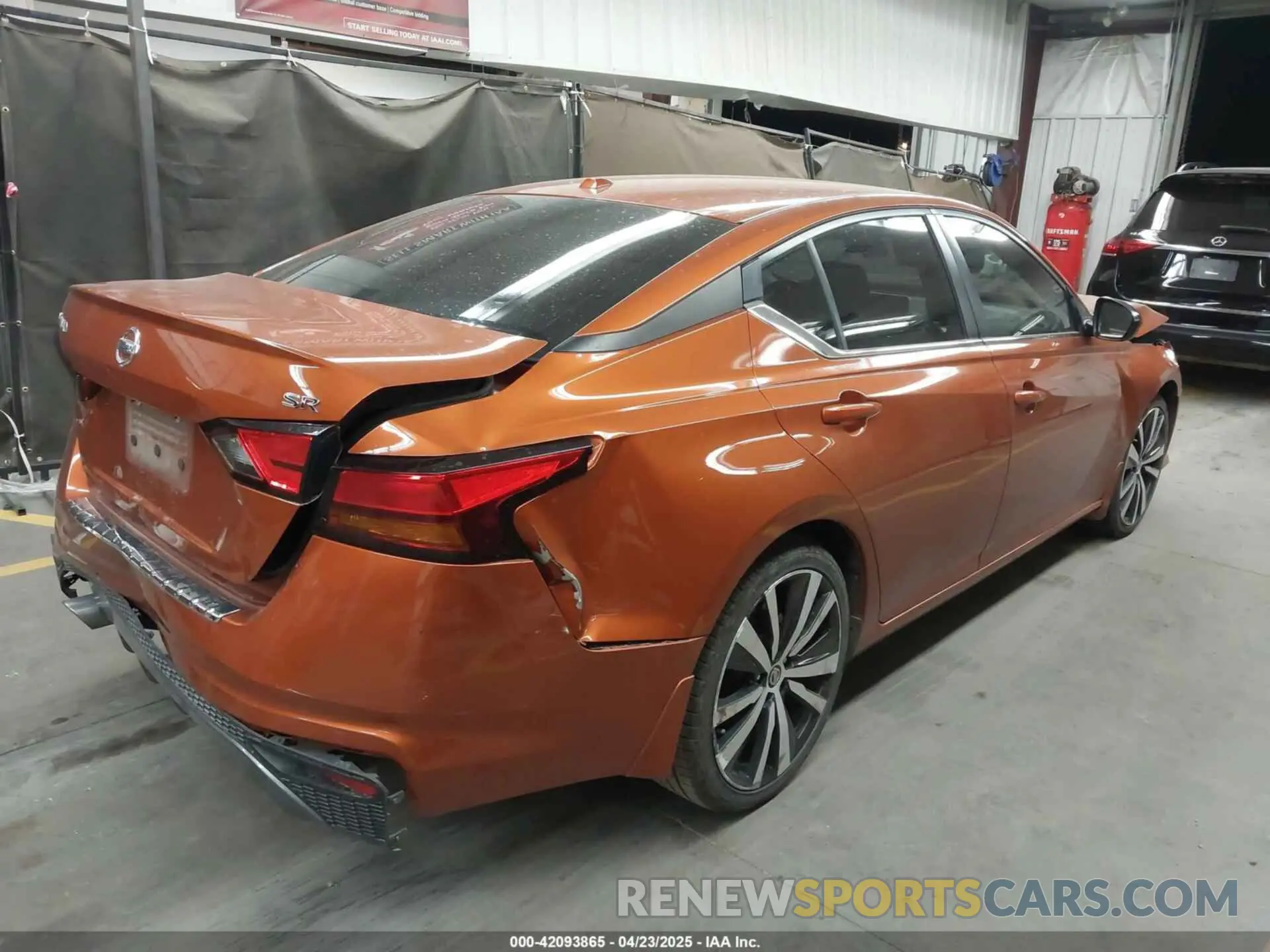4 Photograph of a damaged car 1N4BL4CV2NN336165 NISSAN ALTIMA 2022