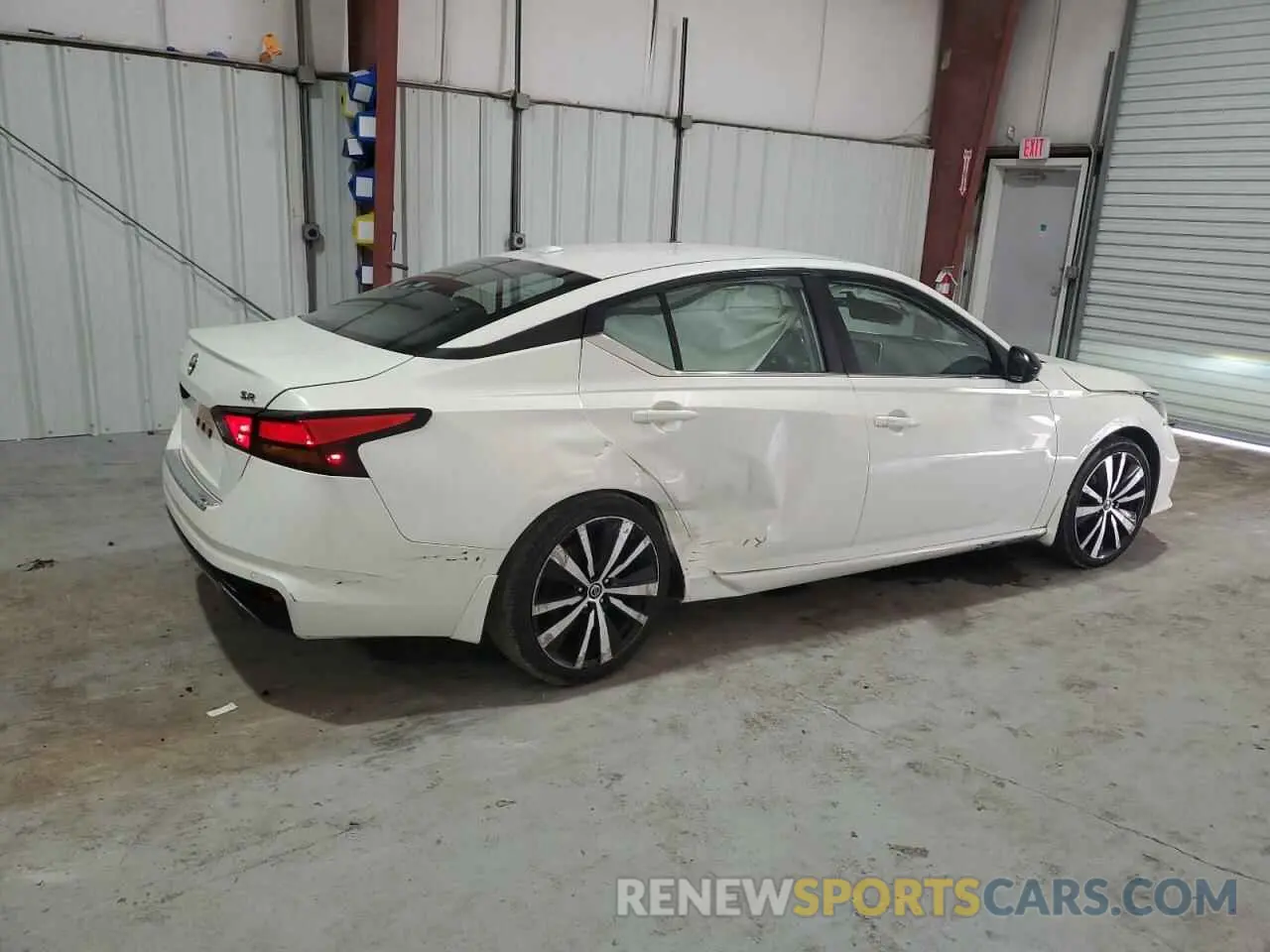 3 Photograph of a damaged car 1N4BL4CV2NN348994 NISSAN ALTIMA 2022