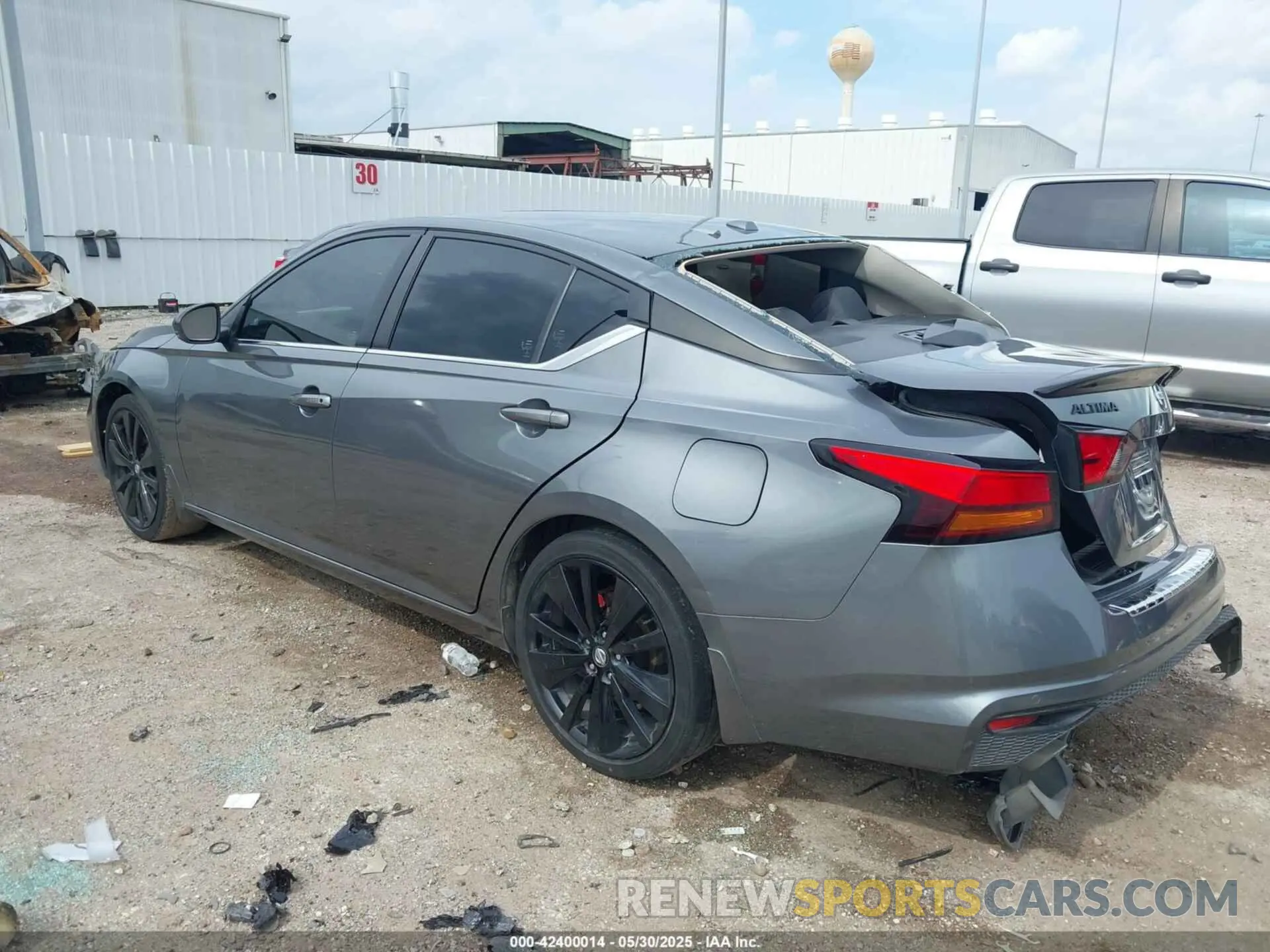 3 Photograph of a damaged car 1N4BL4CV3NN352200 NISSAN ALTIMA 2022