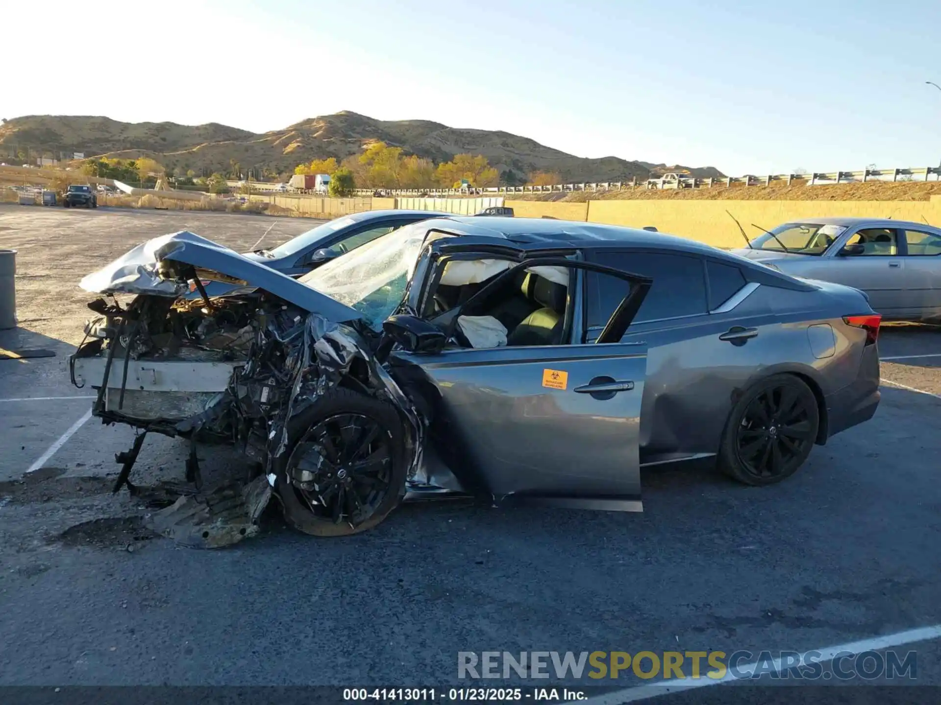 13 Photograph of a damaged car 1N4BL4CV3NN353606 NISSAN ALTIMA 2022