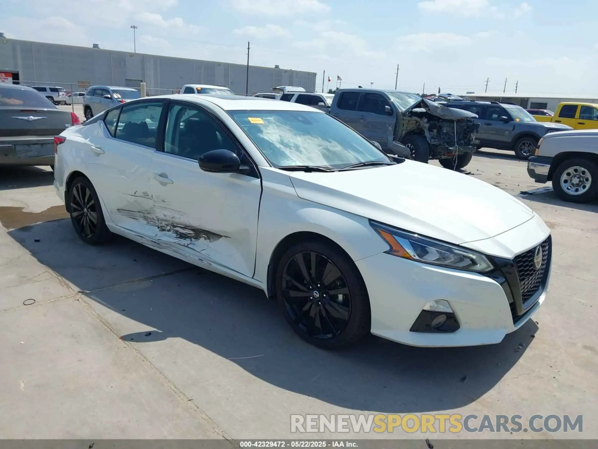 1 Photograph of a damaged car 1N4BL4CV3NN378814 NISSAN ALTIMA 2022