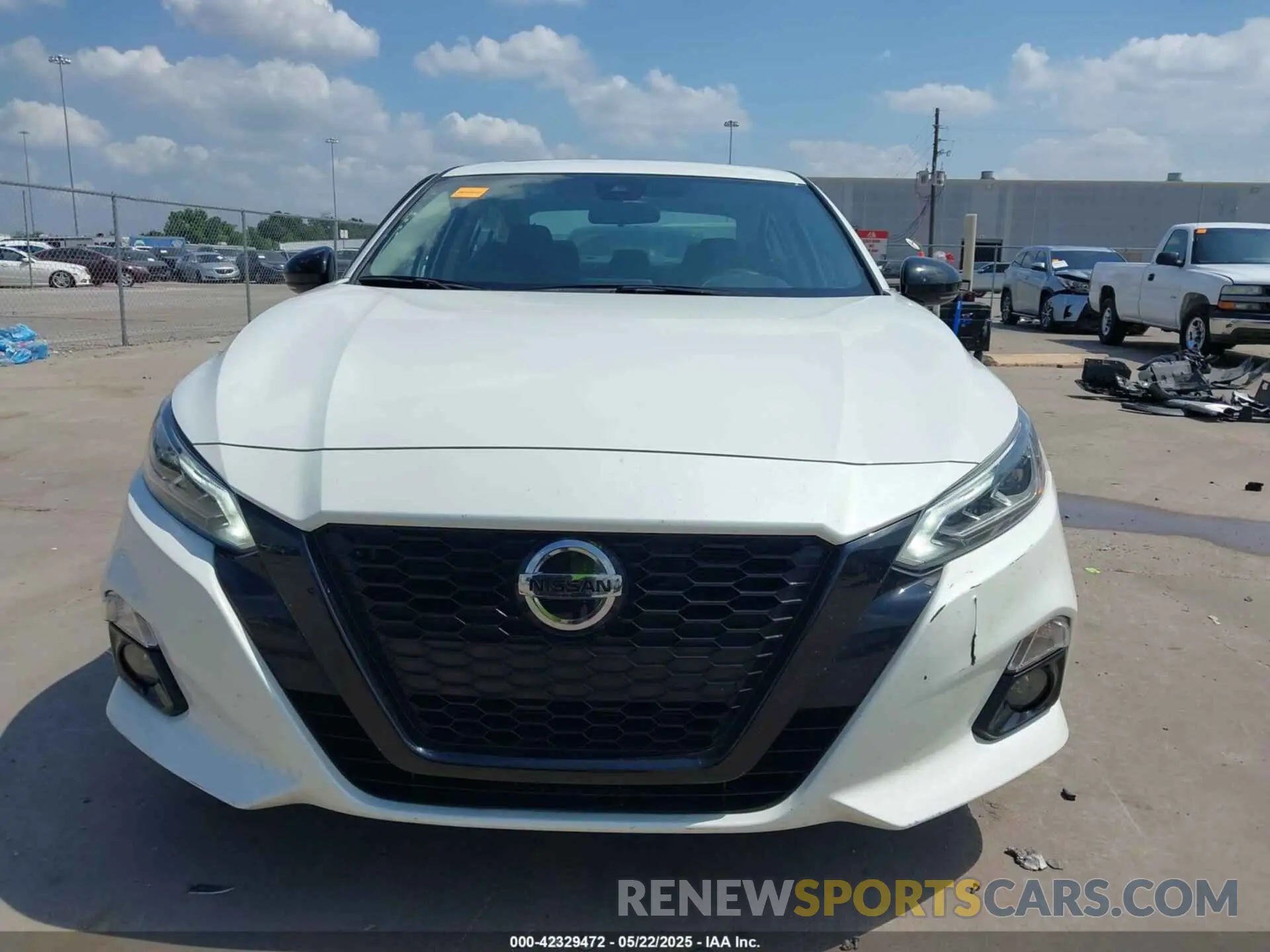12 Photograph of a damaged car 1N4BL4CV3NN378814 NISSAN ALTIMA 2022