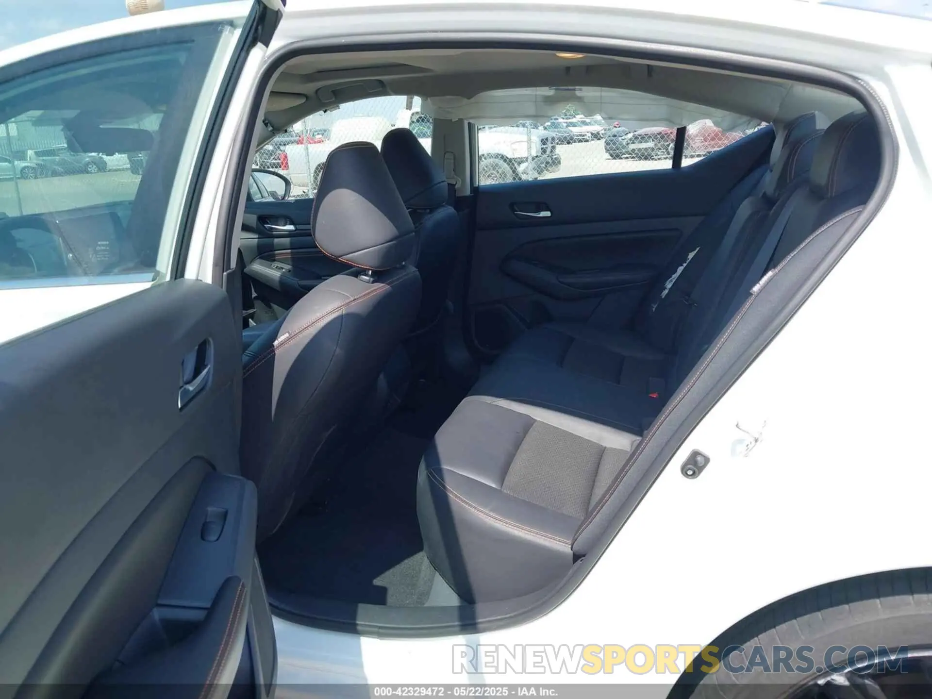 8 Photograph of a damaged car 1N4BL4CV3NN378814 NISSAN ALTIMA 2022