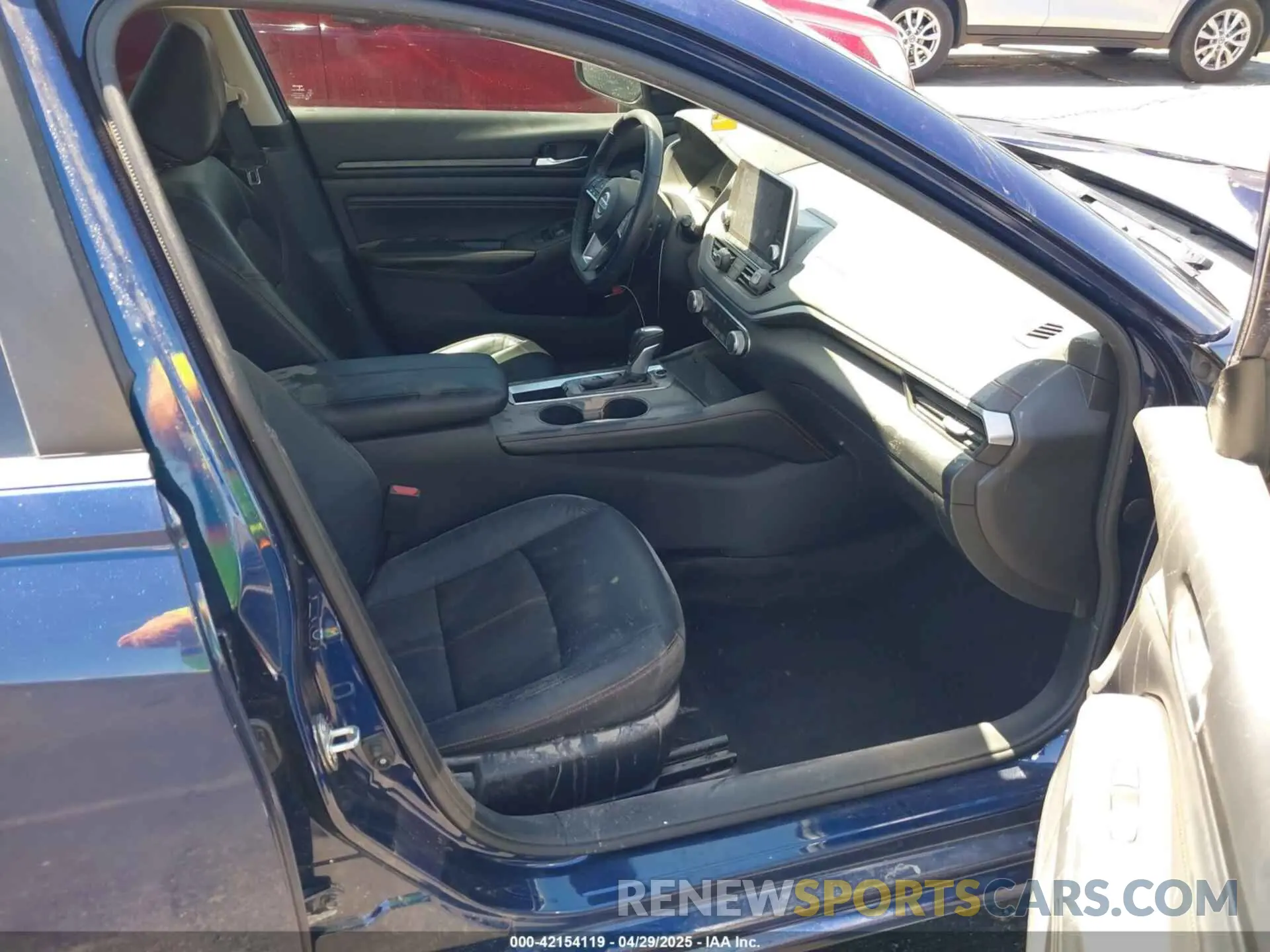 5 Photograph of a damaged car 1N4BL4CV3NN424531 NISSAN ALTIMA 2022