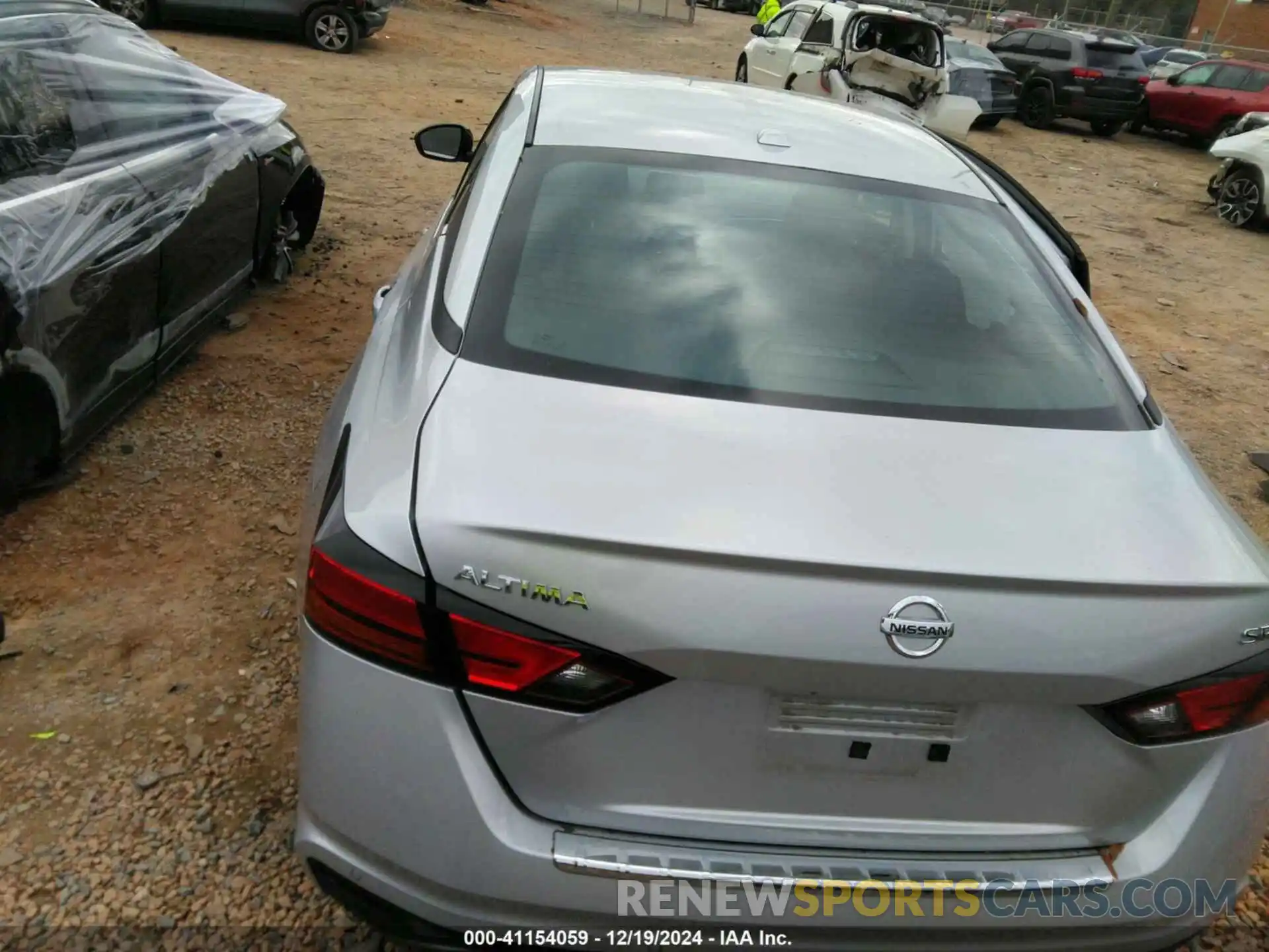 16 Photograph of a damaged car 1N4BL4CV4NN365117 NISSAN ALTIMA 2022