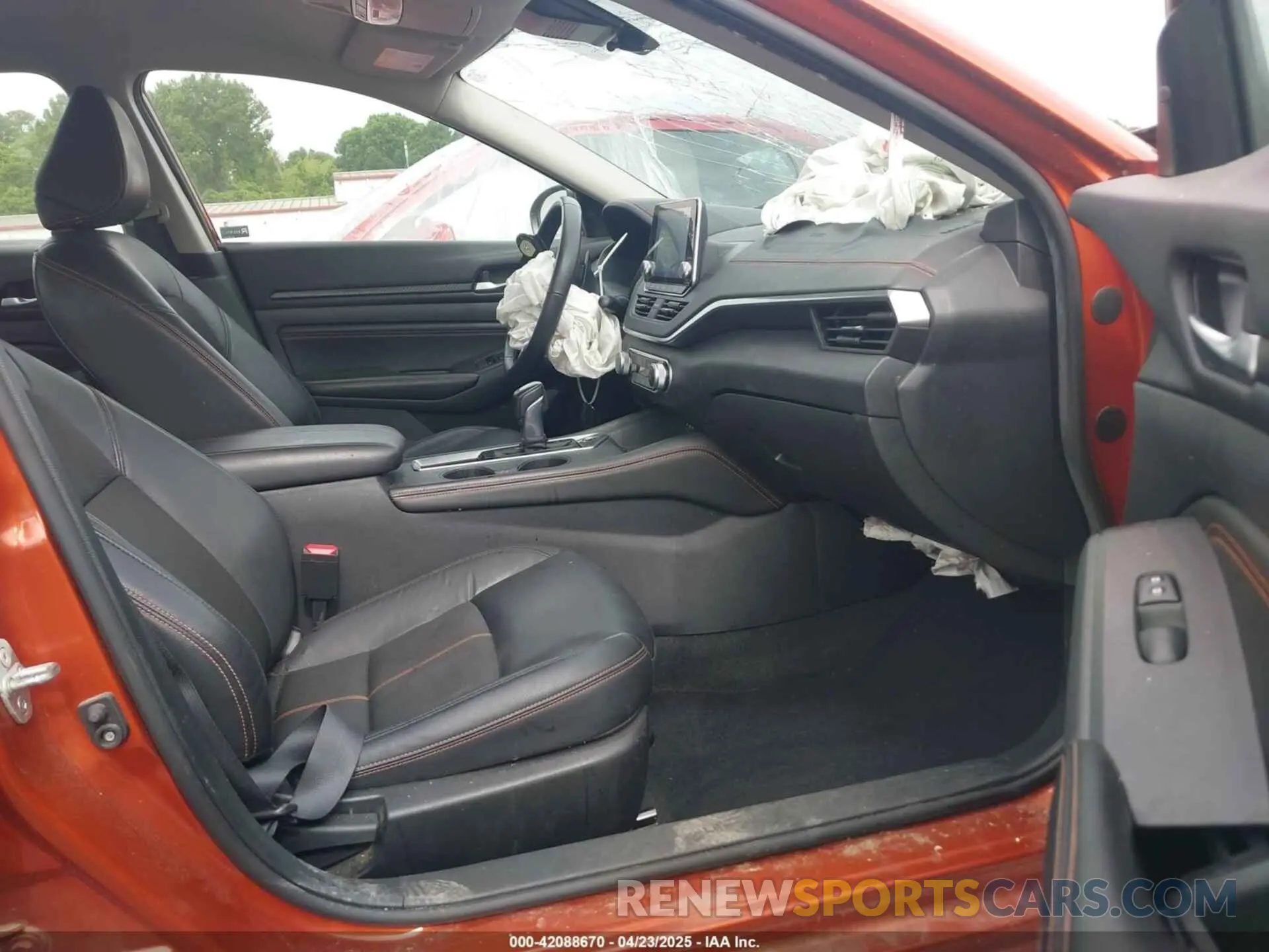 5 Photograph of a damaged car 1N4BL4CV4NN396366 NISSAN ALTIMA 2022