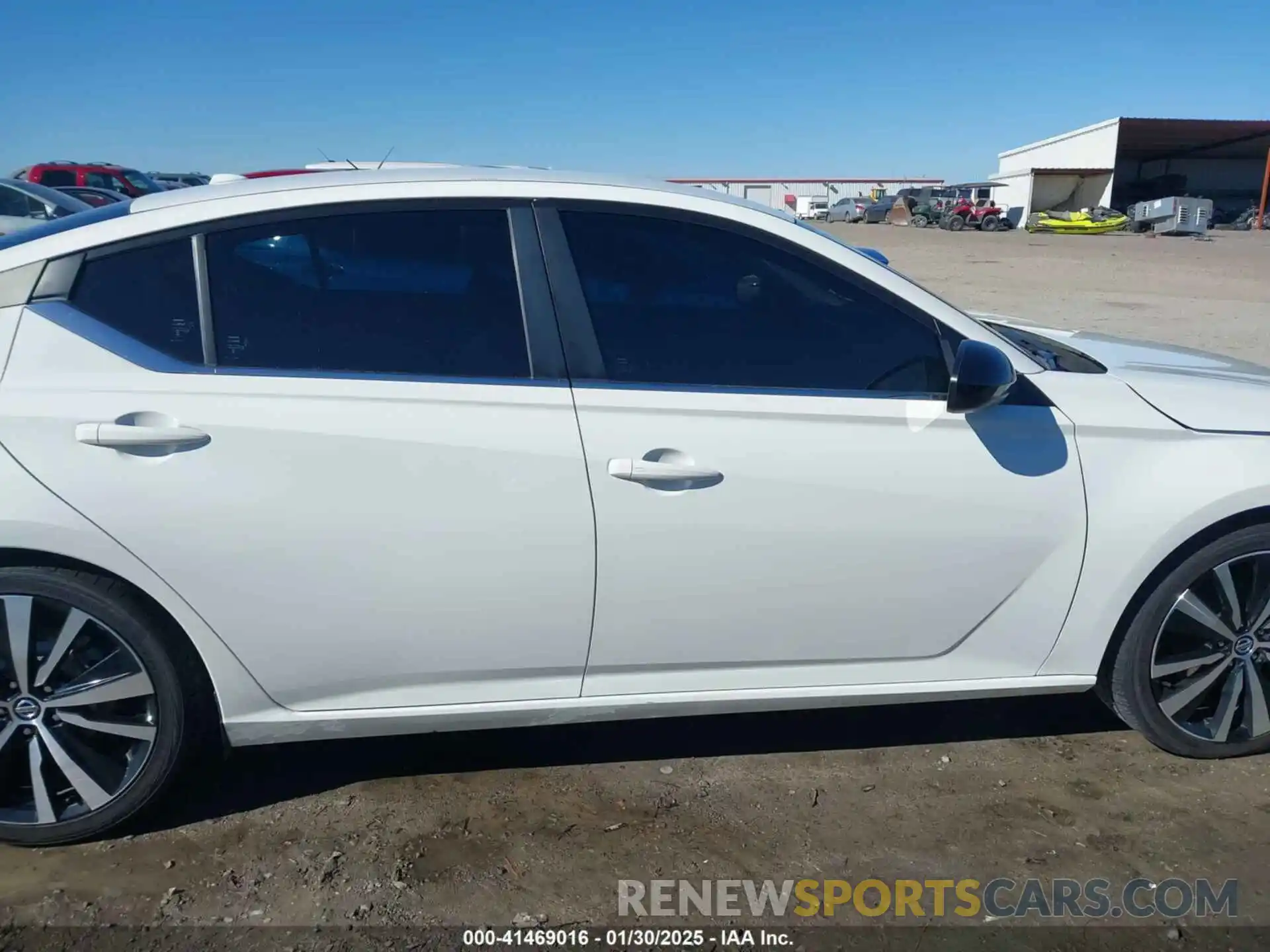 14 Photograph of a damaged car 1N4BL4CV5NN304648 NISSAN ALTIMA 2022