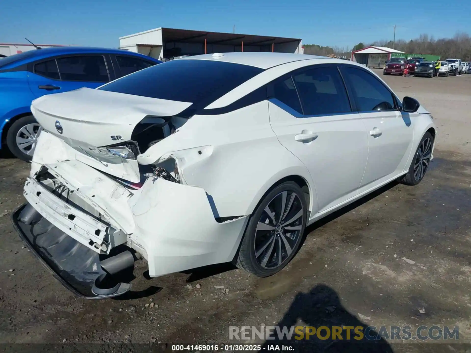 4 Photograph of a damaged car 1N4BL4CV5NN304648 NISSAN ALTIMA 2022