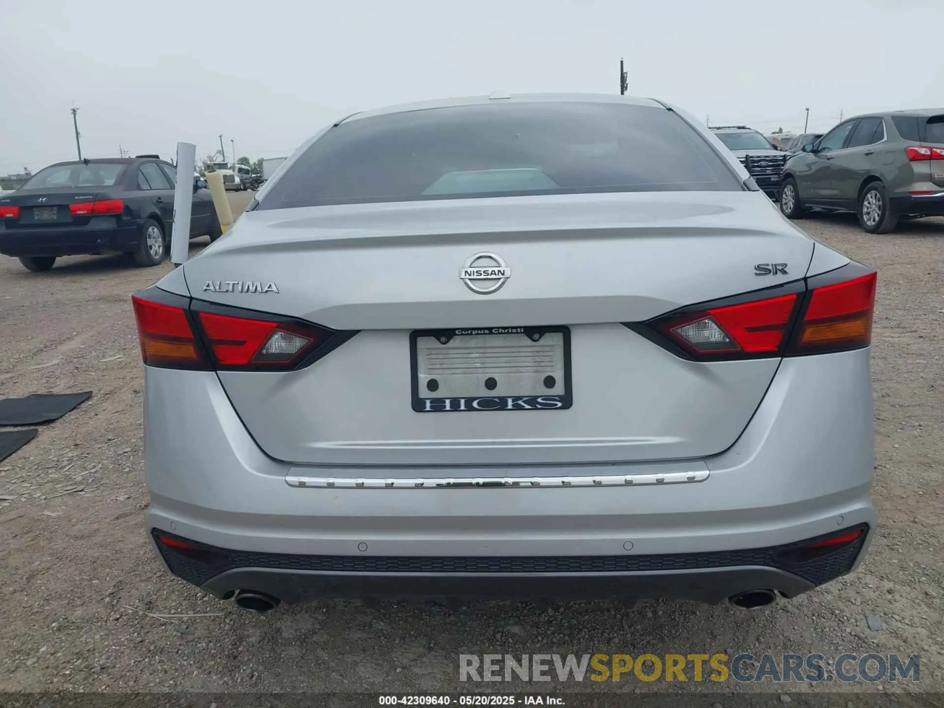 16 Photograph of a damaged car 1N4BL4CV5NN310515 NISSAN ALTIMA 2022