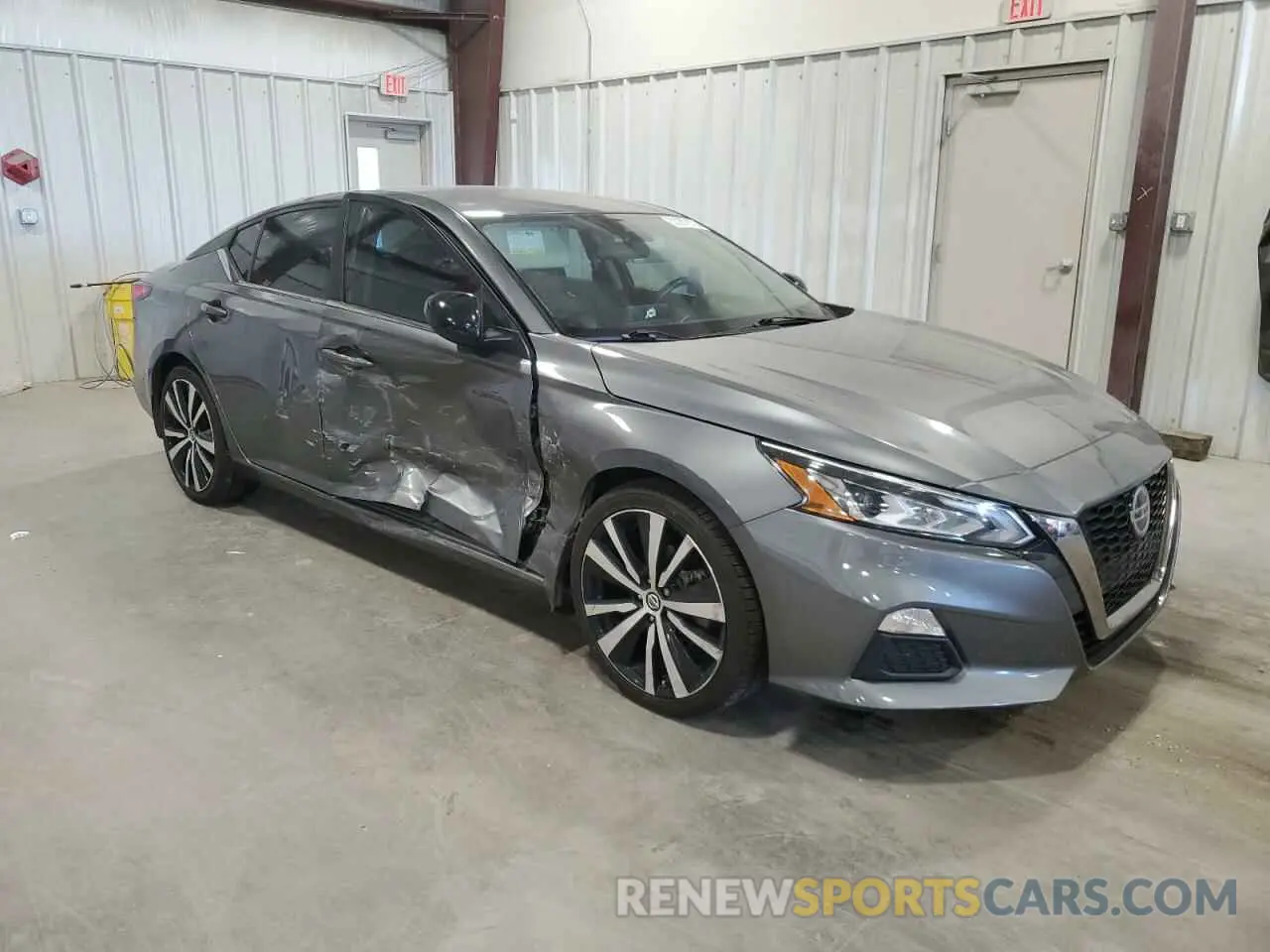 4 Photograph of a damaged car 1N4BL4CV5NN325595 NISSAN ALTIMA 2022