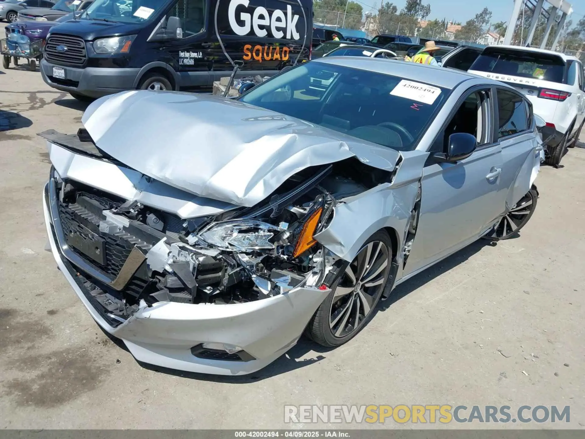 2 Photograph of a damaged car 1N4BL4CV5NN340131 NISSAN ALTIMA 2022