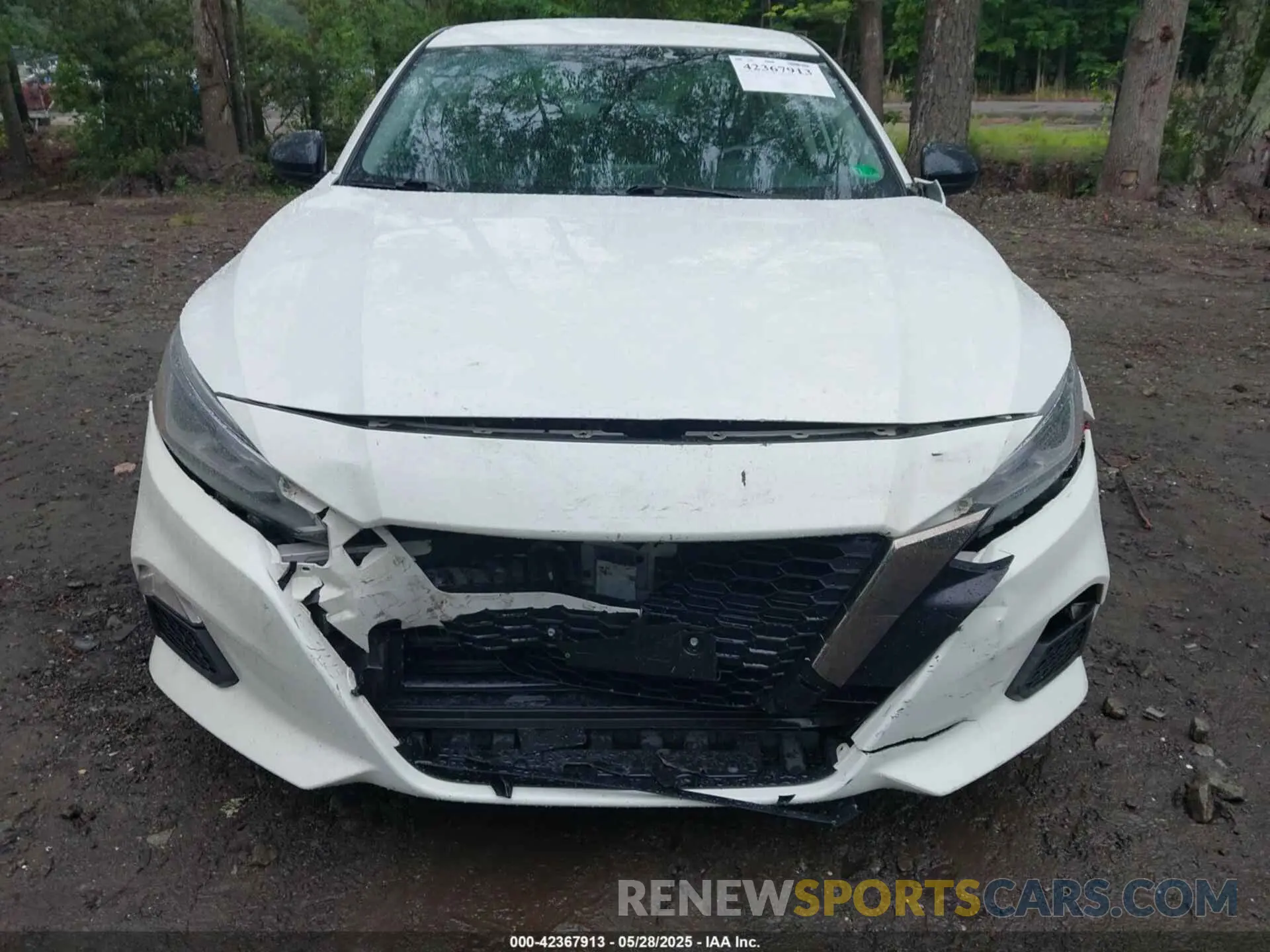 12 Photograph of a damaged car 1N4BL4CV5NN357253 NISSAN ALTIMA 2022
